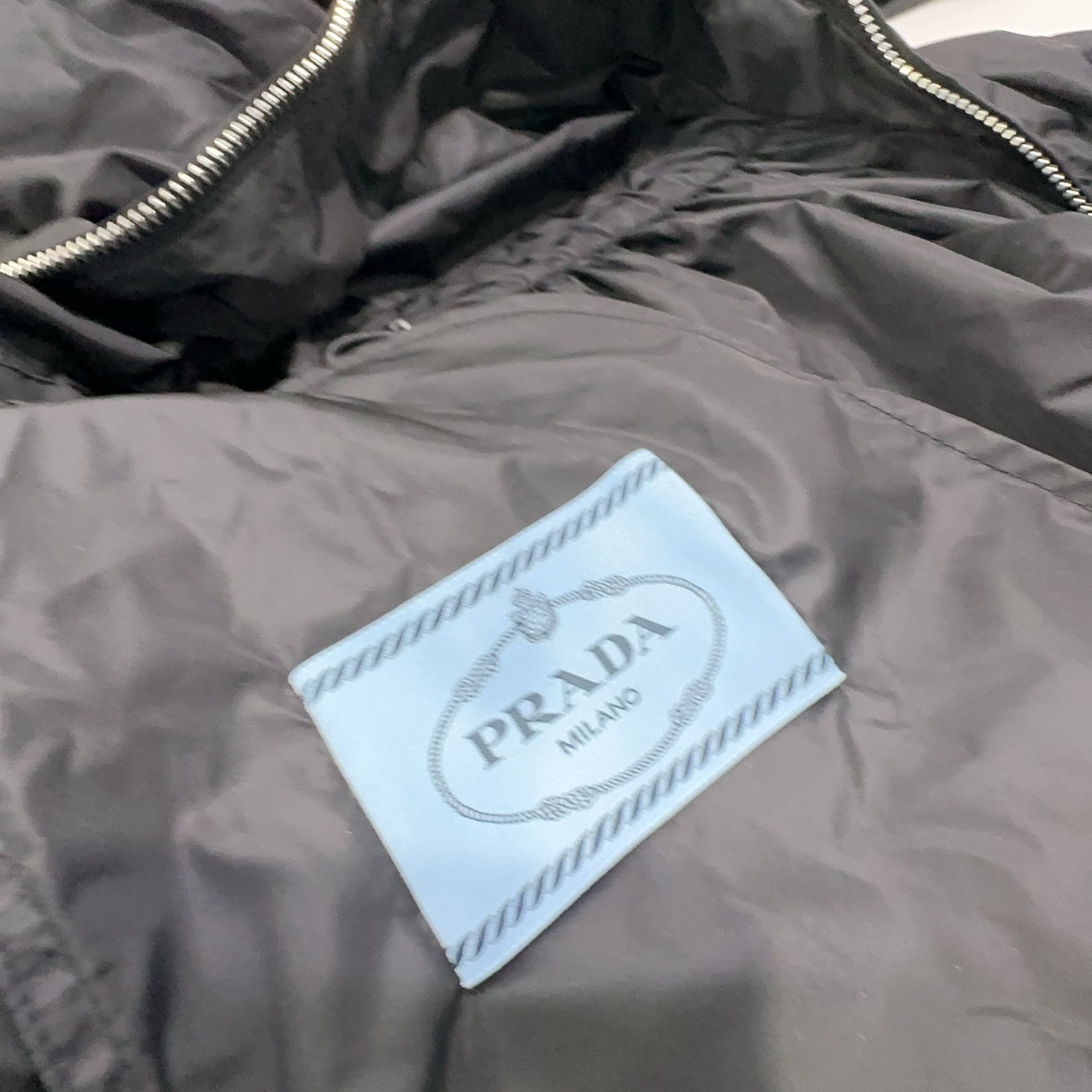 Prada Prada Nylon Hooded Jacket Size 38 Size XS / US 0-2 / IT 36-38 - 3 Thumbnail