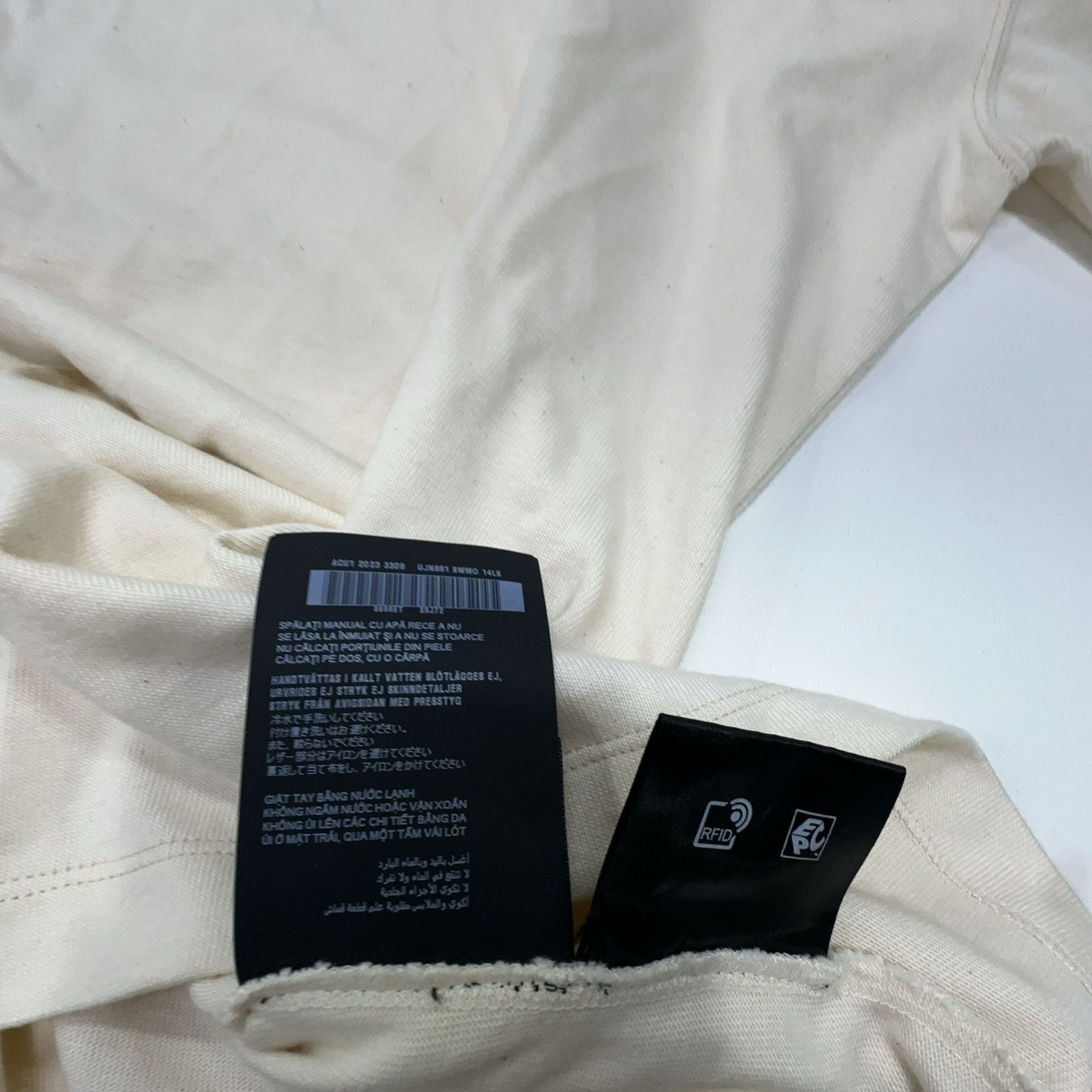 Prada Prada Logo T-Shirt Ivory XL Size US XL / EU 56 / 4 - 5 Thumbnail