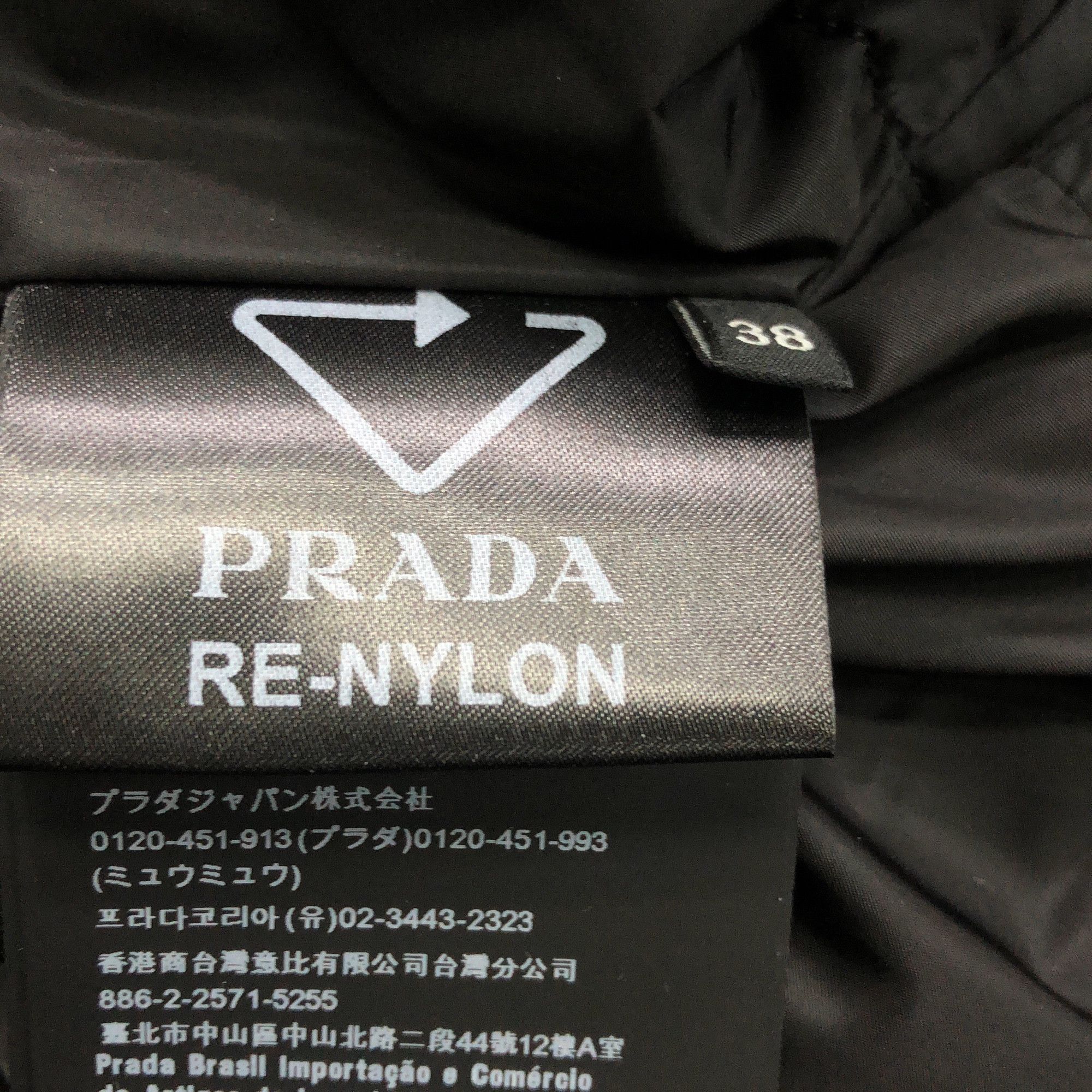 Prada Prada Re-Nylon Quilted Coat Size 38 Size XS / US 0-2 / IT 36-38 - 3 Thumbnail