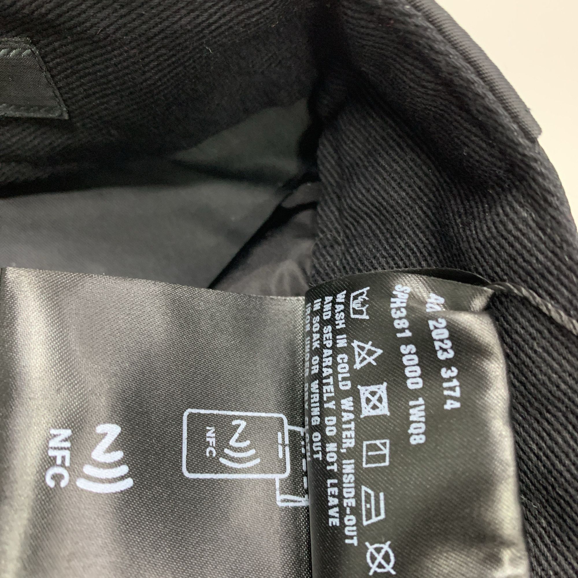 Prada PRADA Re-Nylon Logo Casual Pants Size 32 Size US 32 / EU 48 - 2 Thumbnail