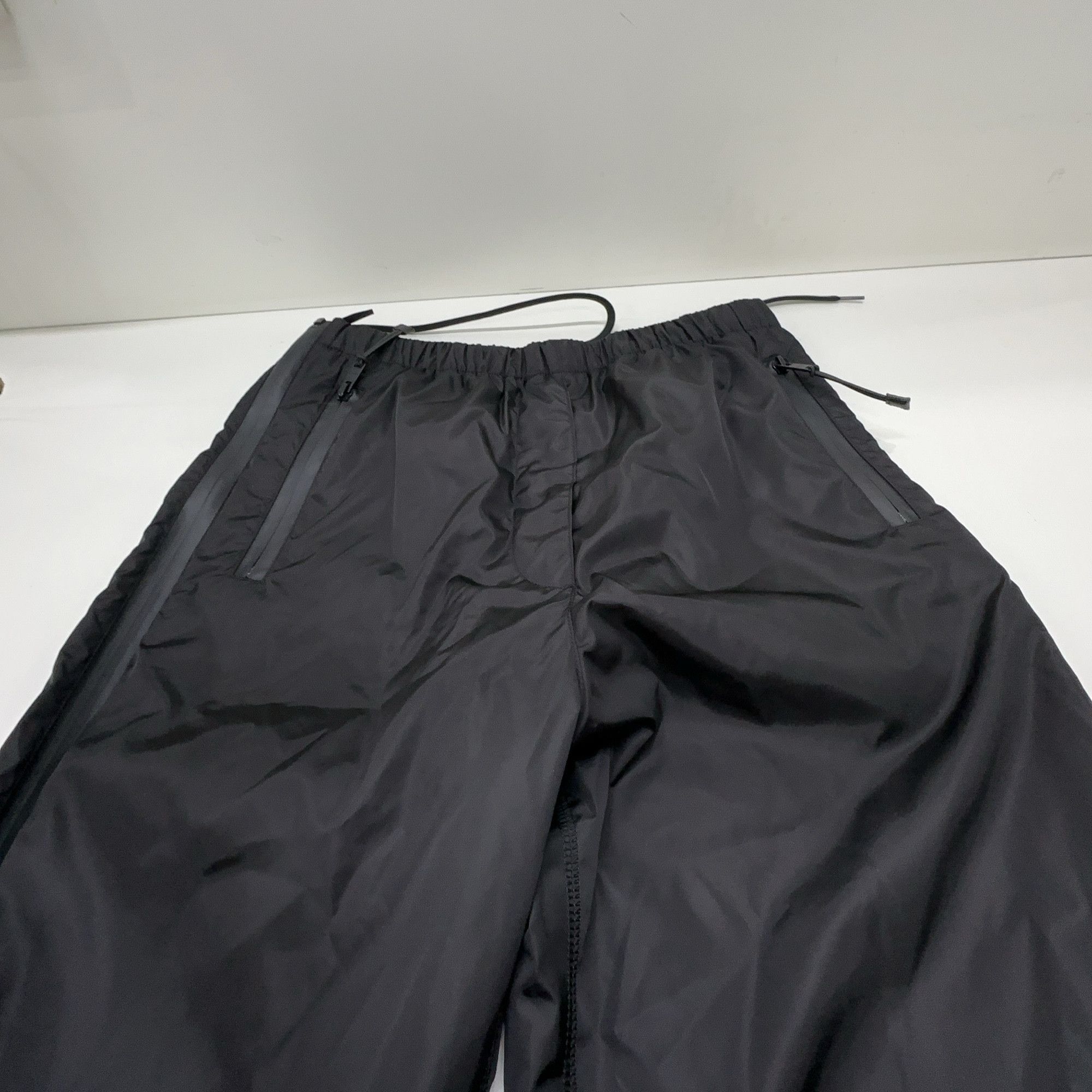 Prada Prada Re-Nylon Track Pants Size 40S Size 27" / US 4 / IT 40 - 7 Thumbnail