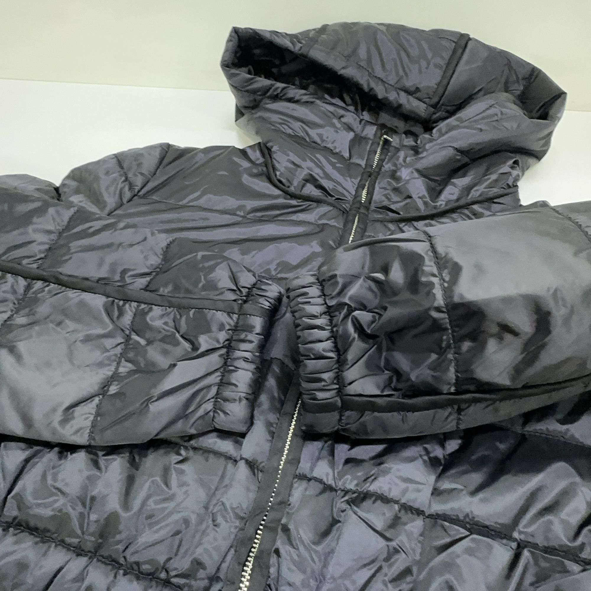 Prada Prada Hooded Puffer Light Jacket Size S Size US S / EU 44-46 / 1 - 9 Thumbnail