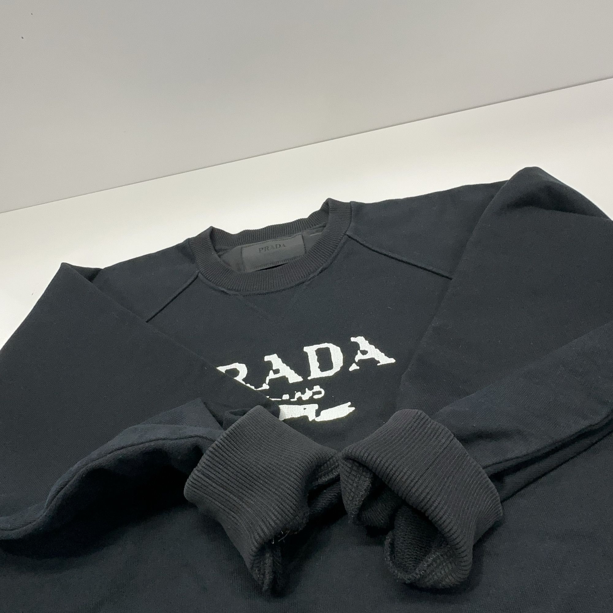 Prada Prada Logo Print Sweatshirt Size L Size US L / EU 52-54 / 3 - 13 Thumbnail