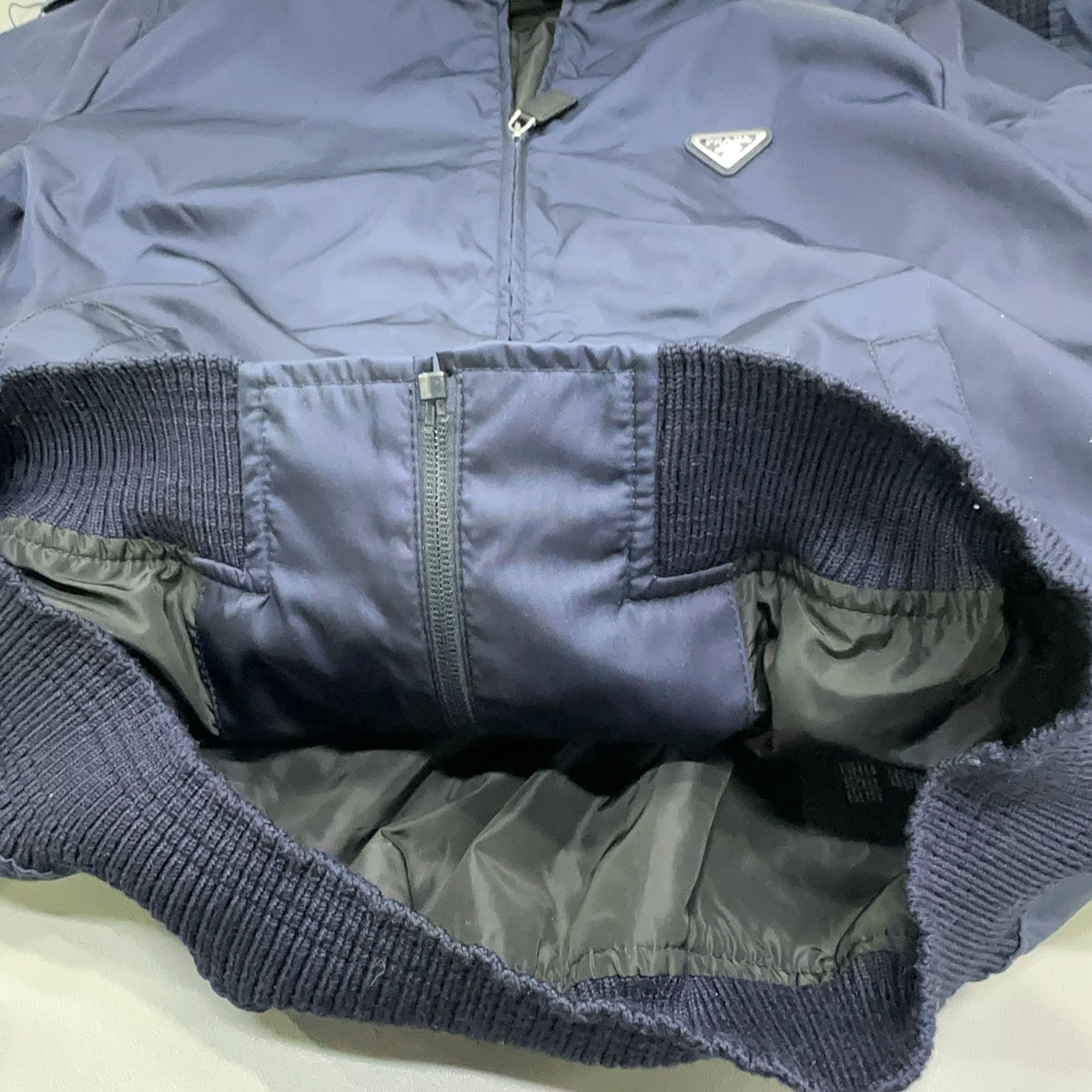 Prada PRADA Logo Plaque Re-Nylon Bomber Jacket Size L Size US L / EU 52-54 / 3 - 9 Thumbnail