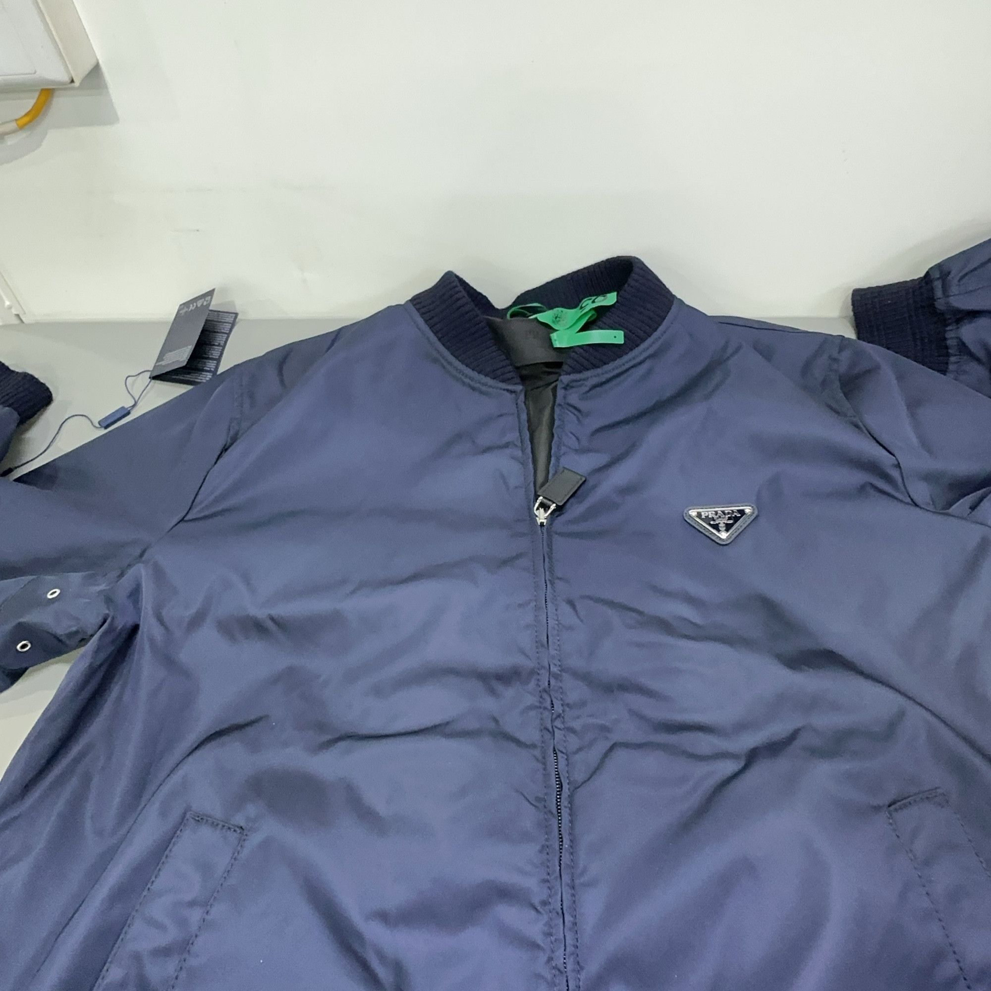 Prada PRADA Logo Plaque Re-Nylon Bomber Jacket Size L Size US L / EU 52-54 / 3 - 10 Thumbnail