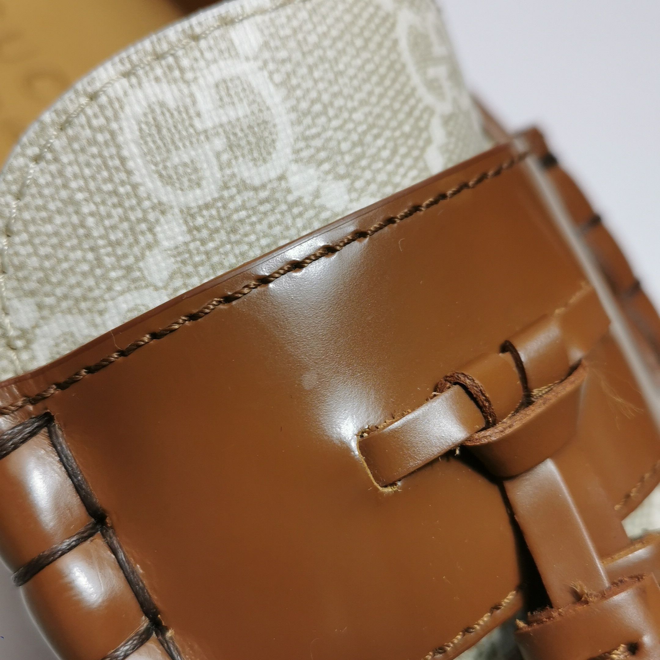 Gucci Gucci Men 5.5 Leather Size US 5.5 / EU 38 - 7 Thumbnail