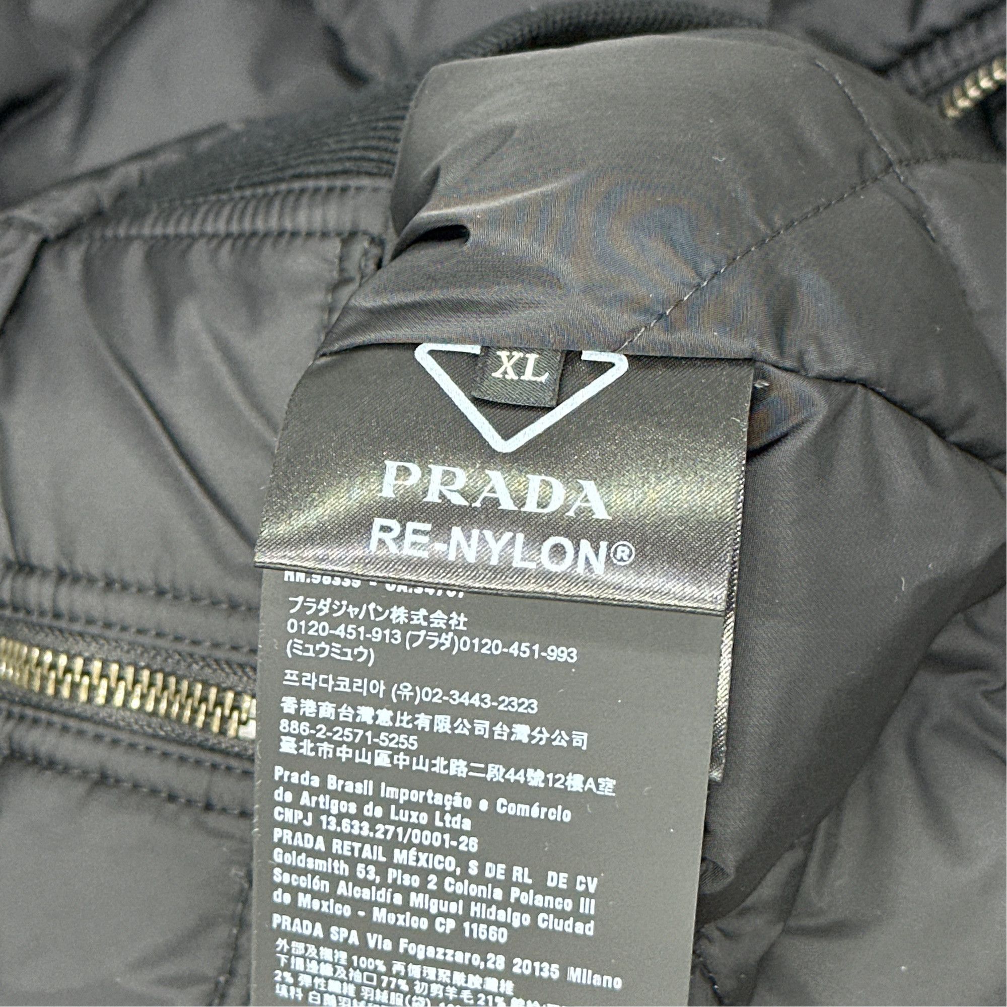 Prada Prada Re-Nylon Down Jacket Size XL Size US XL / EU 56 / 4 - 2 Thumbnail