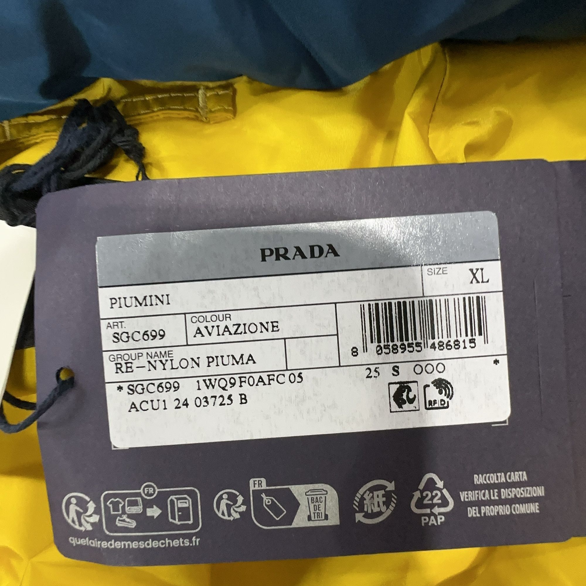 Prada Prada Re-Nylon Logo Puffer Jacket Size XL Size US XL / EU 56 / 4 - 5 Thumbnail