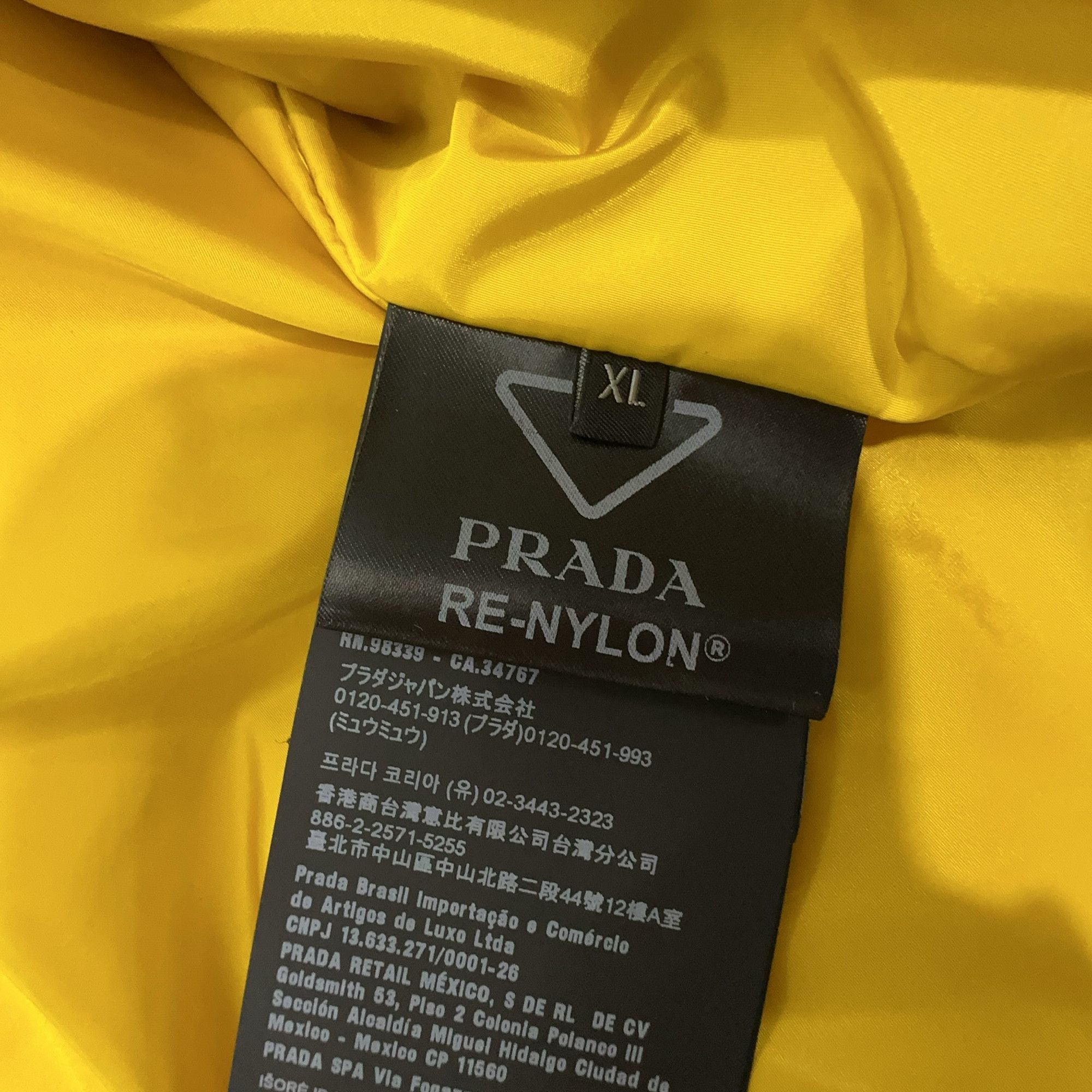 Prada Prada Re-Nylon Logo Puffer Jacket Size XL Size US XL / EU 56 / 4 - 3 Thumbnail
