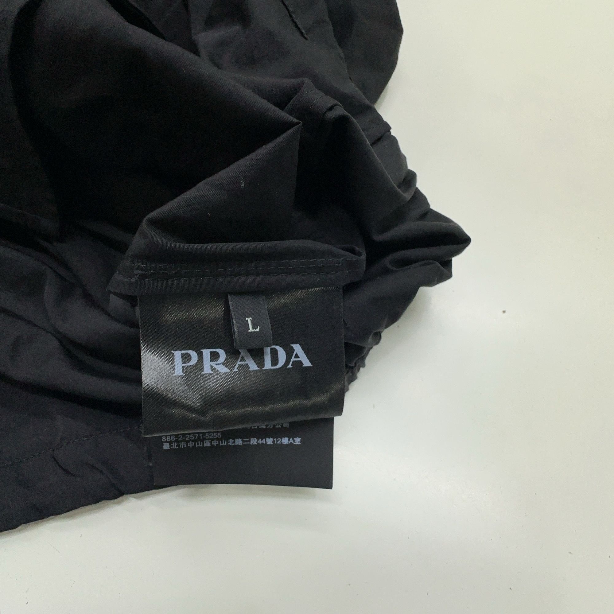 Prada Prada Black Light Jacket Size L Size US L / EU 52-54 / 3 - 3 Thumbnail