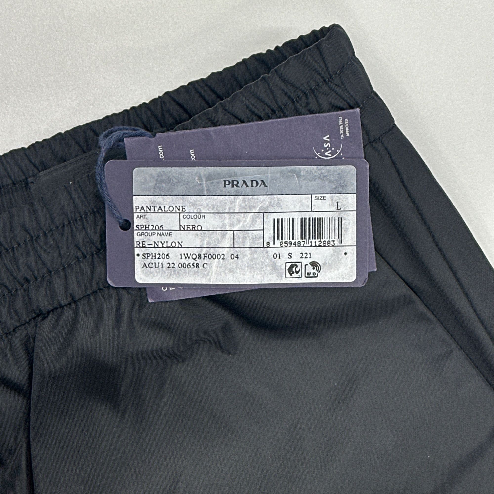 Prada Prada Re-Nylon Casual Pants Size 34 Size US 34 / EU 50 - 2 Thumbnail