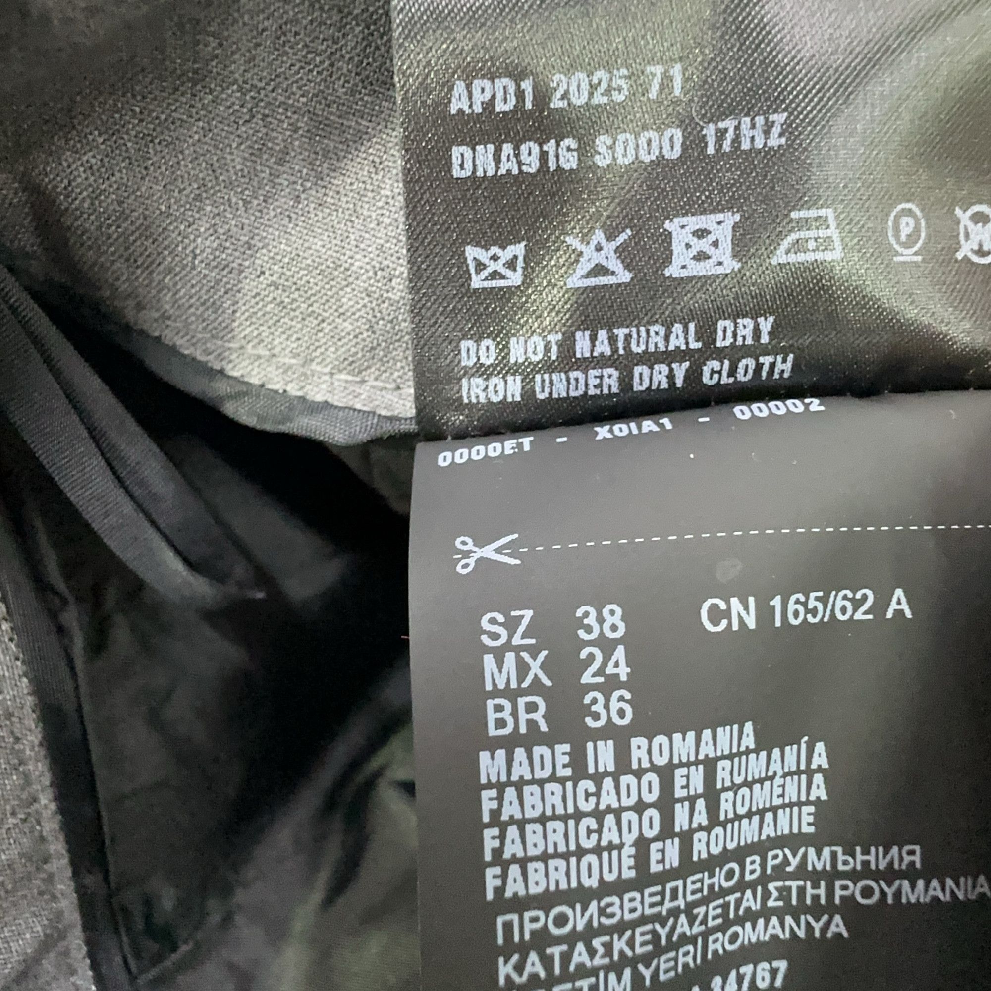 Prada Prada Grey Wool Pants Size 38 Size 26" / US 2 / IT 38 - 5 Thumbnail
