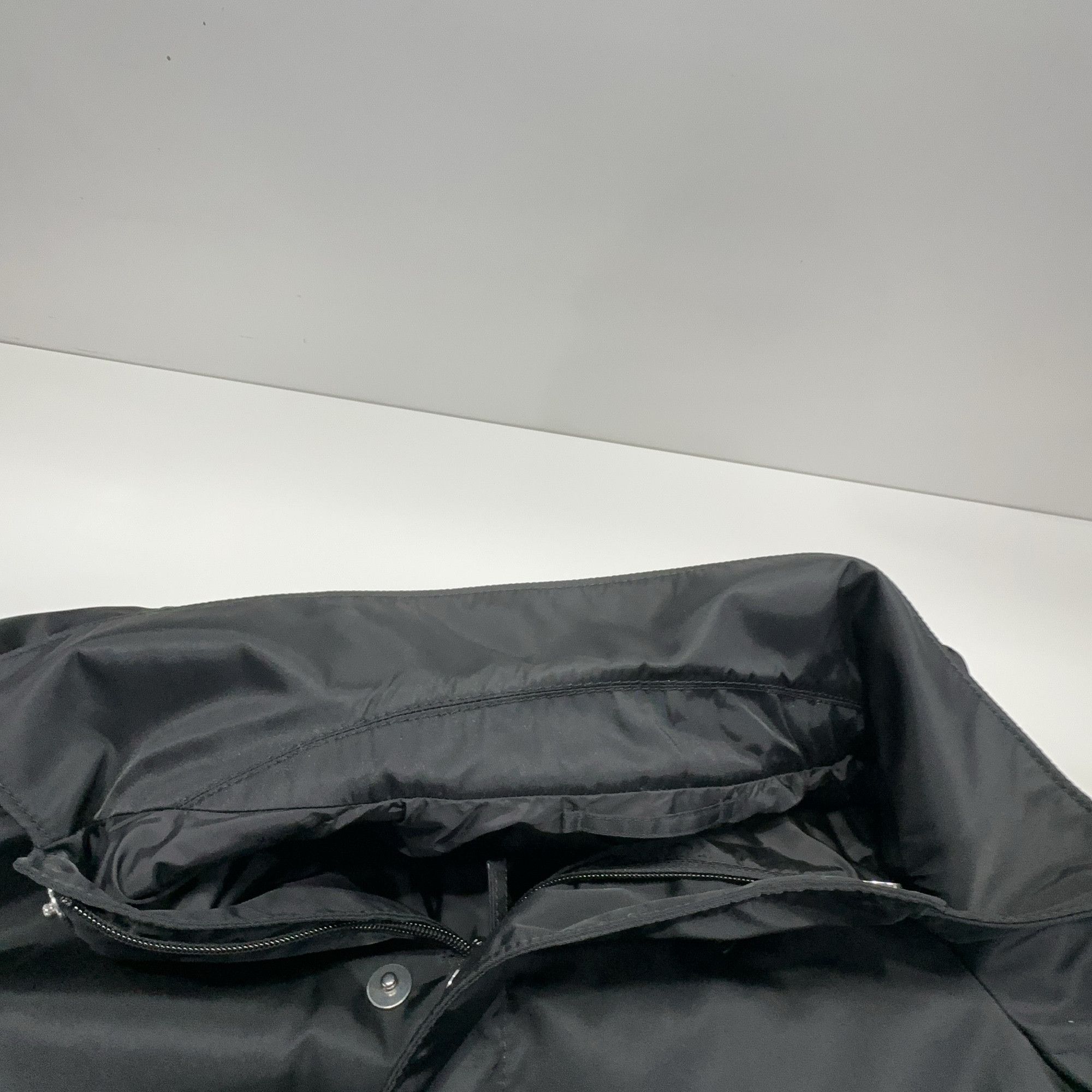 Prada Prada Nylon Logo Raincoat Size S Size US S / EU 44-46 / 1 - 6 Thumbnail