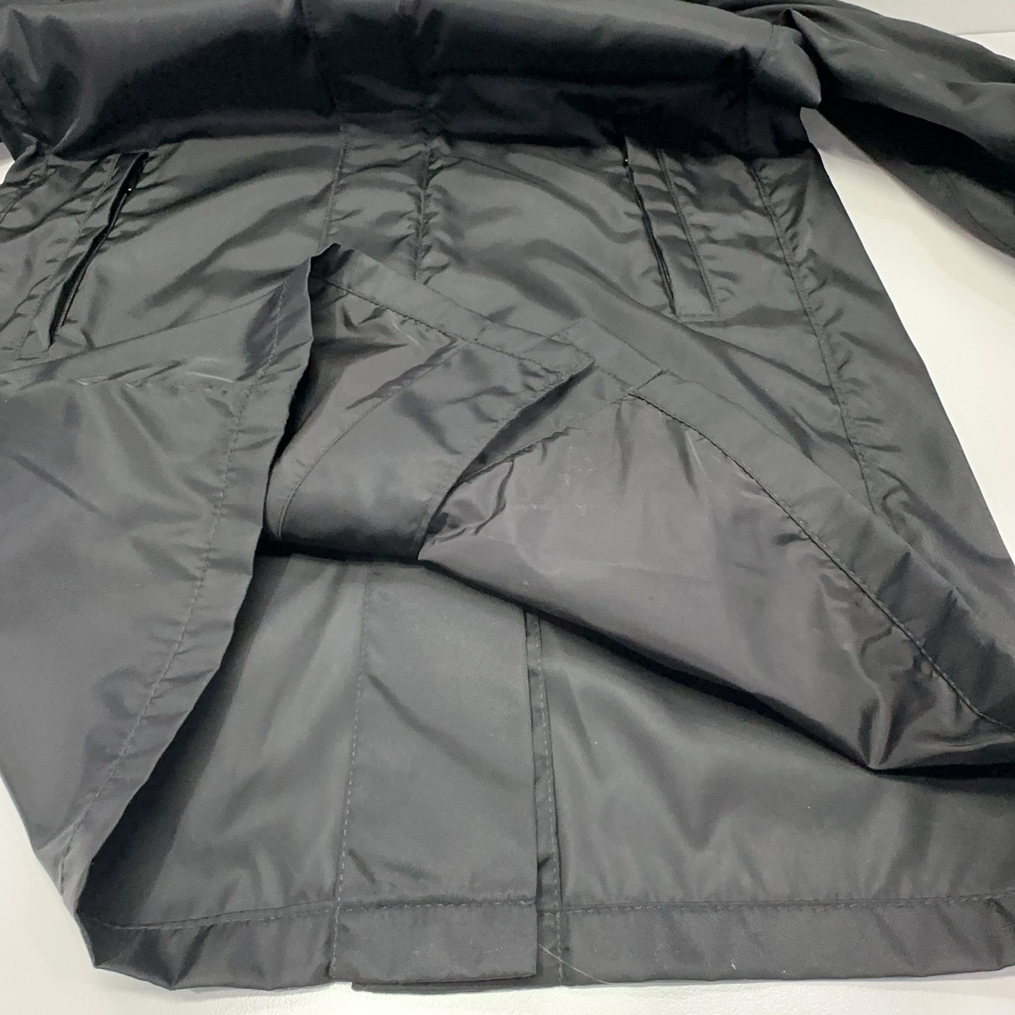 Prada Prada Nylon Logo Raincoat Size S Size US S / EU 44-46 / 1 - 8 Thumbnail