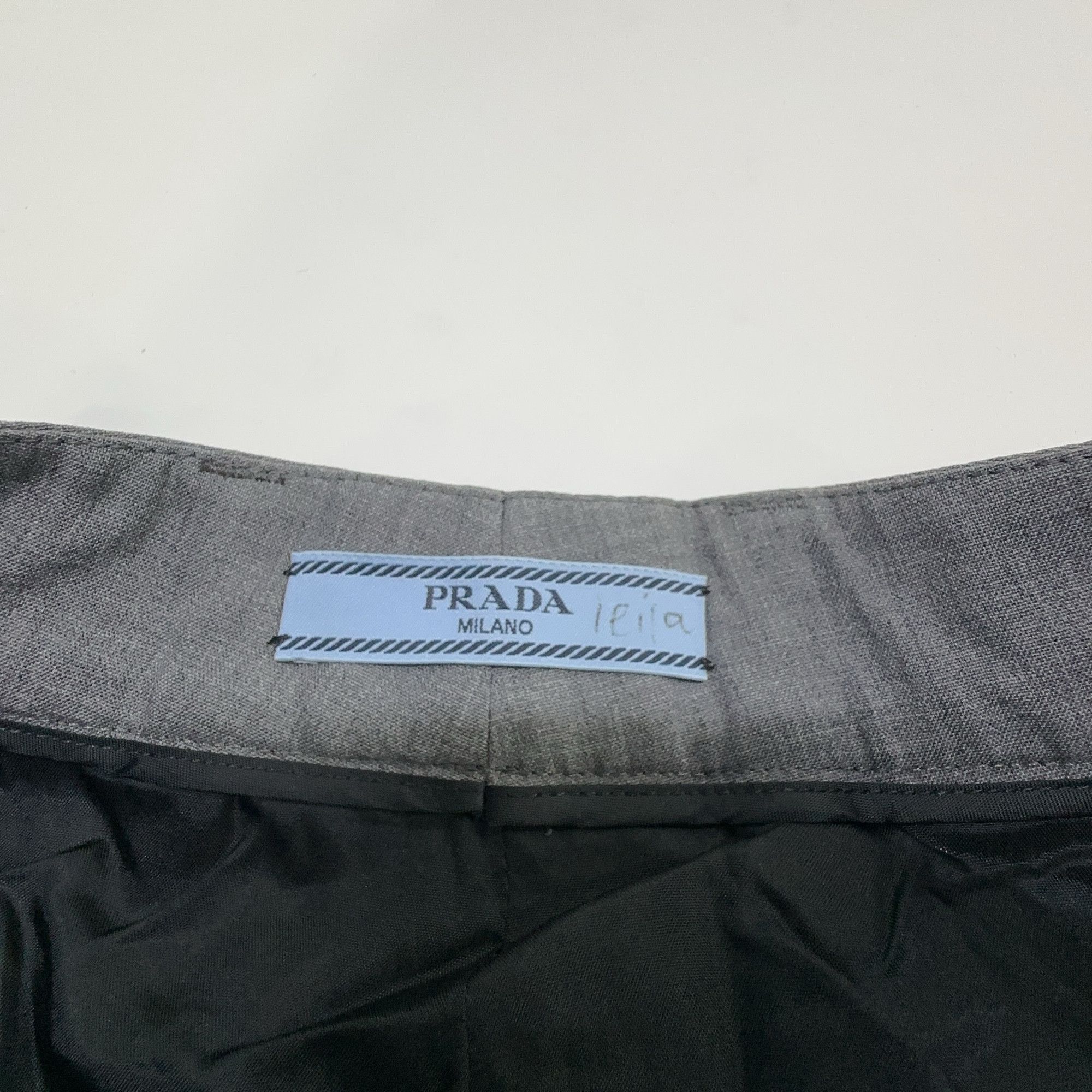 Prada Prada Grey Casual Pants Size 36 Size 25" / US 0 / IT 36 - 3 Thumbnail