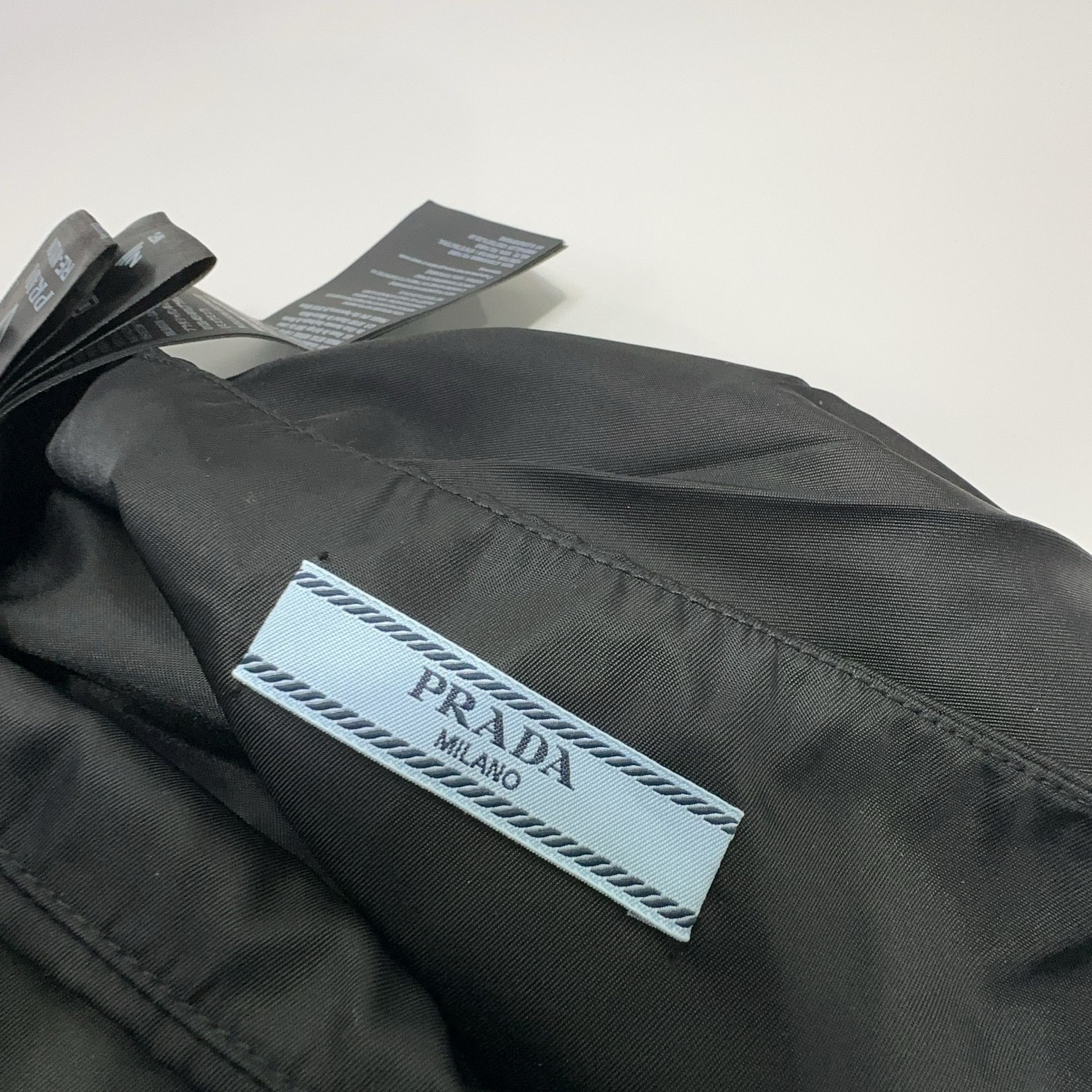 Prada Prada Re-Nylon Mini Skirt Size 40 Size 27" / US 4 / IT 40 - 5 Thumbnail