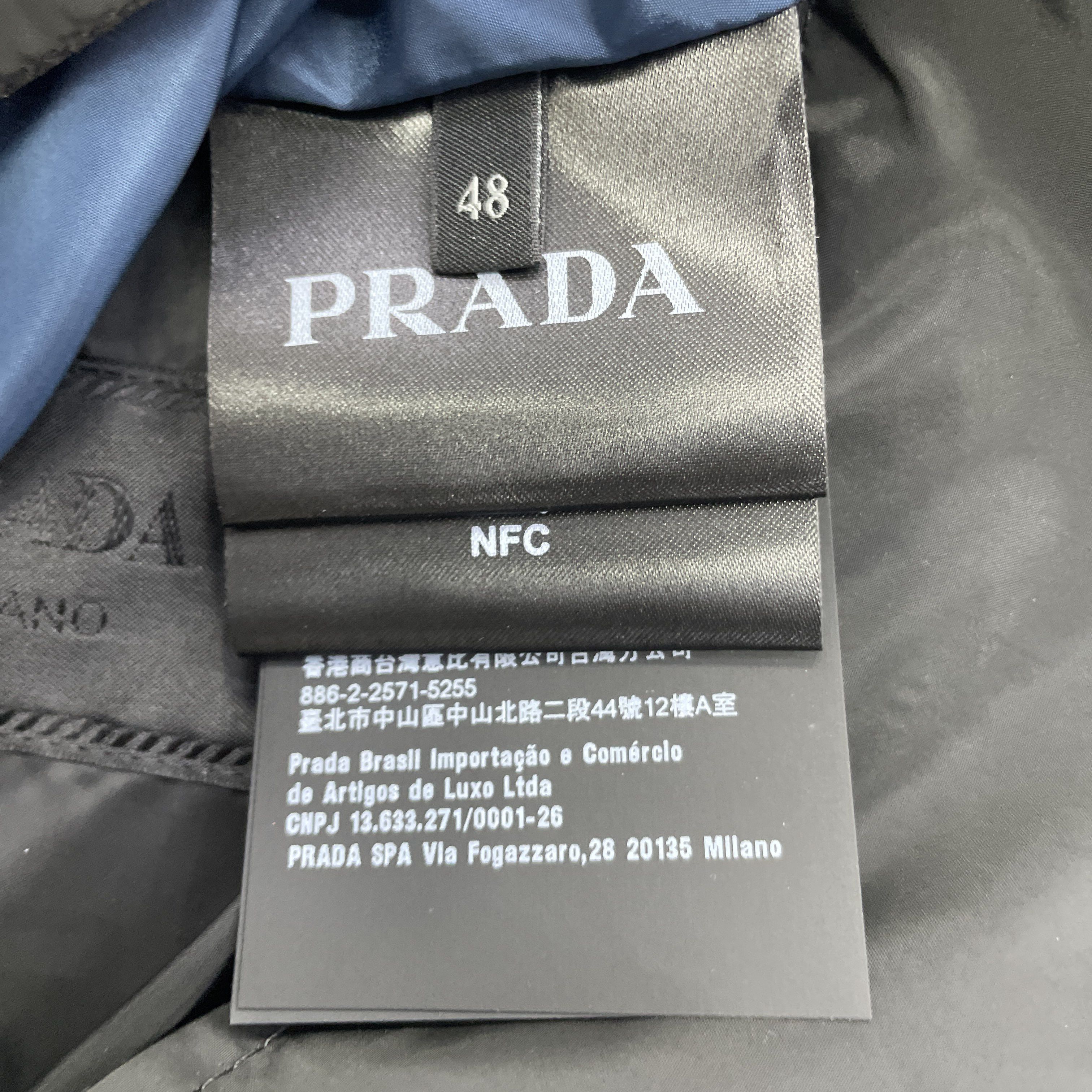Prada Prada Reversible Logo Jacket Size M Size US M / EU 48-50 / 2 - 3 Thumbnail