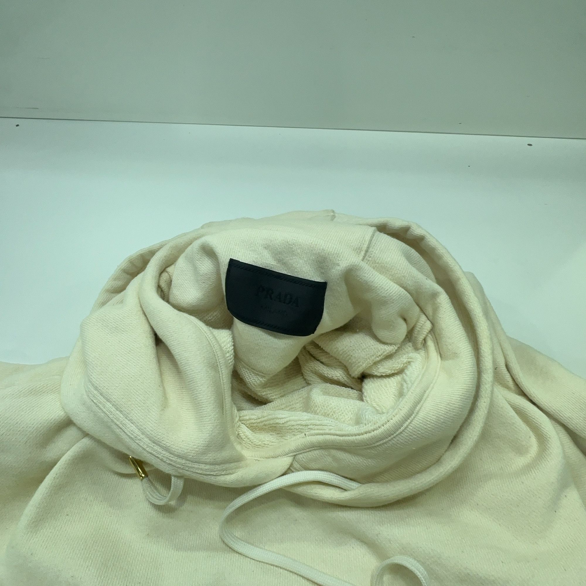 Prada Prada Logo Patch Hoodie Size L Size US L / EU 52-54 / 3 - 6 Thumbnail