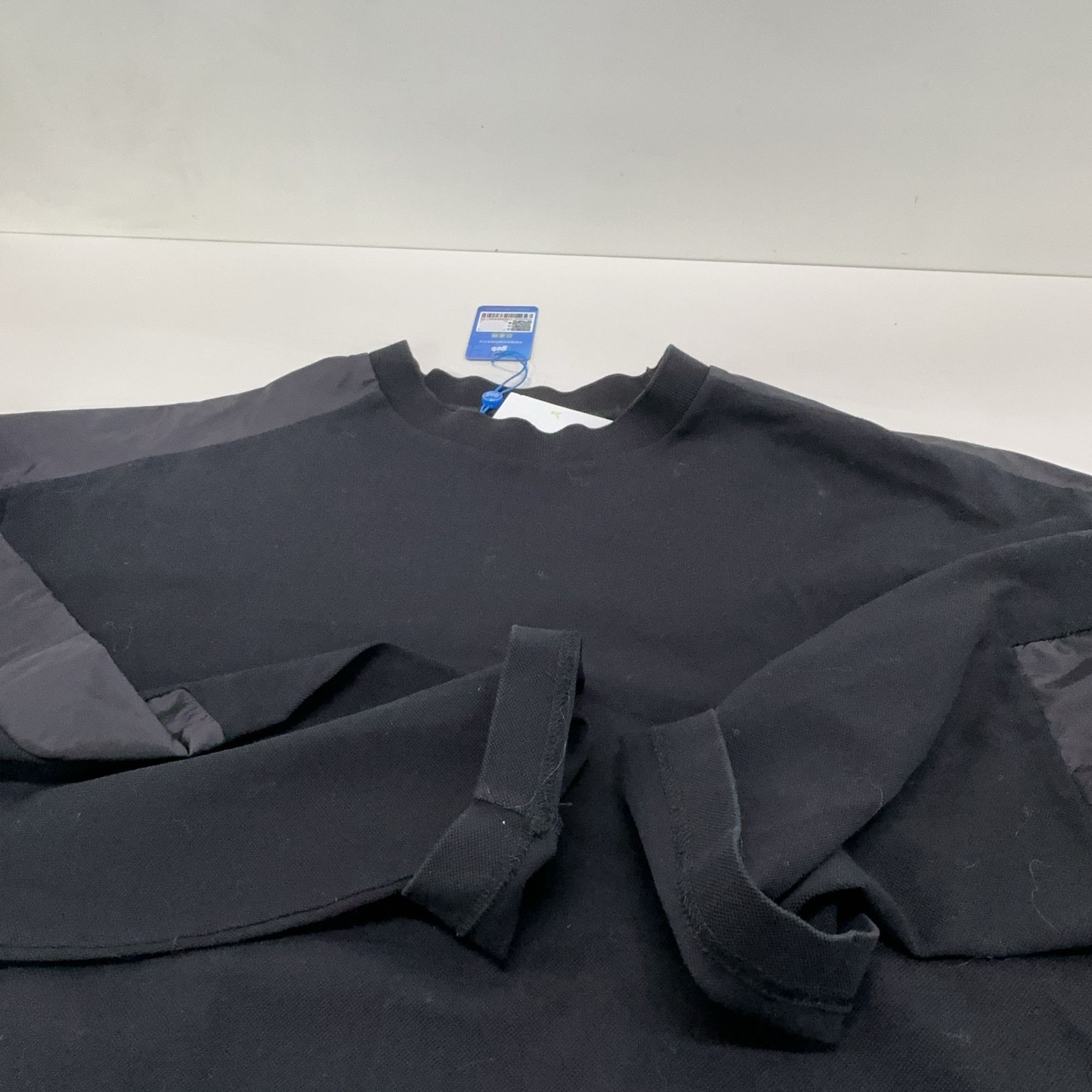Prada Prada Nylon Detail Long Sleeve T-Shirt Size L Size US L / EU 52-54 / 3 - 8 Thumbnail