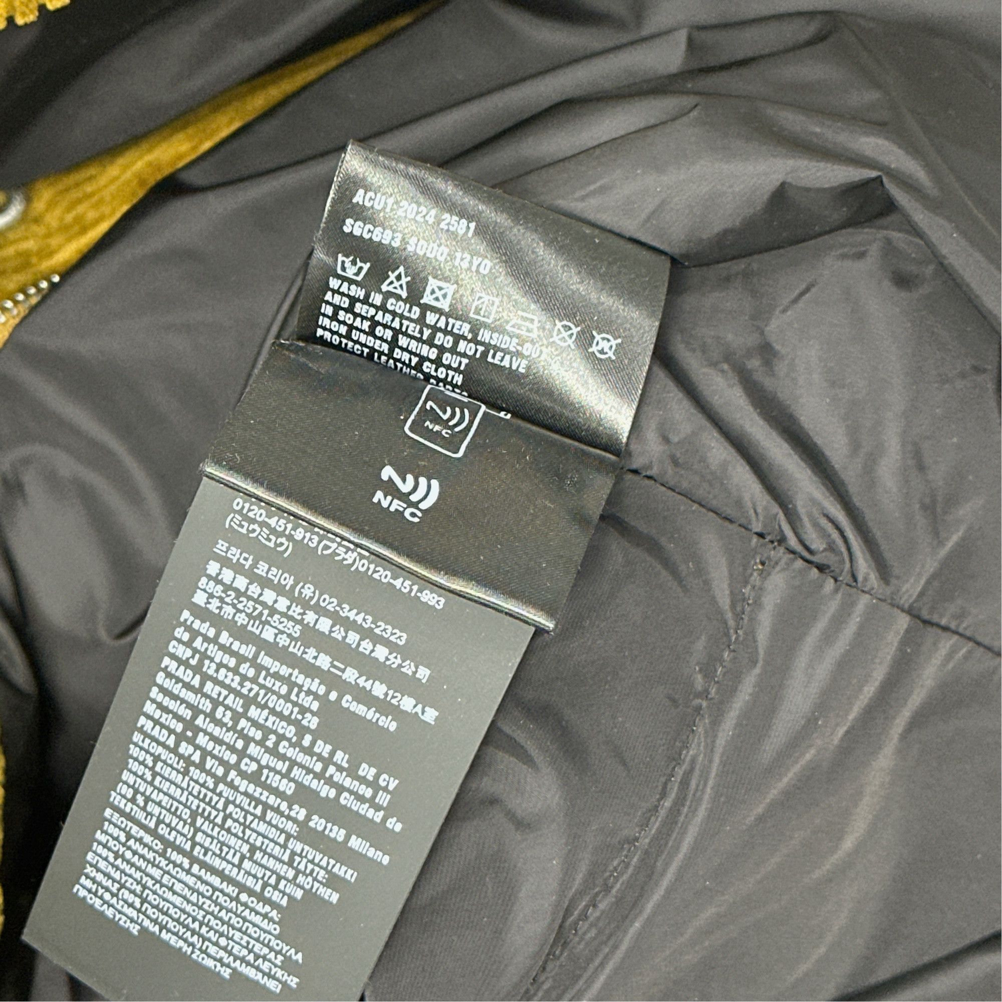 Prada Prada Corduroy Down Vest Size M Size US M / EU 48-50 / 2 - 4 Thumbnail