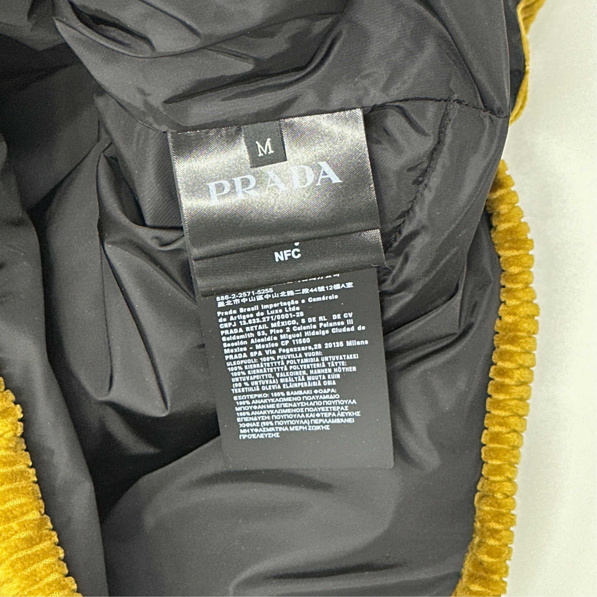 Prada Prada Corduroy Down Vest Size M Size US M / EU 48-50 / 2 - 3 Thumbnail