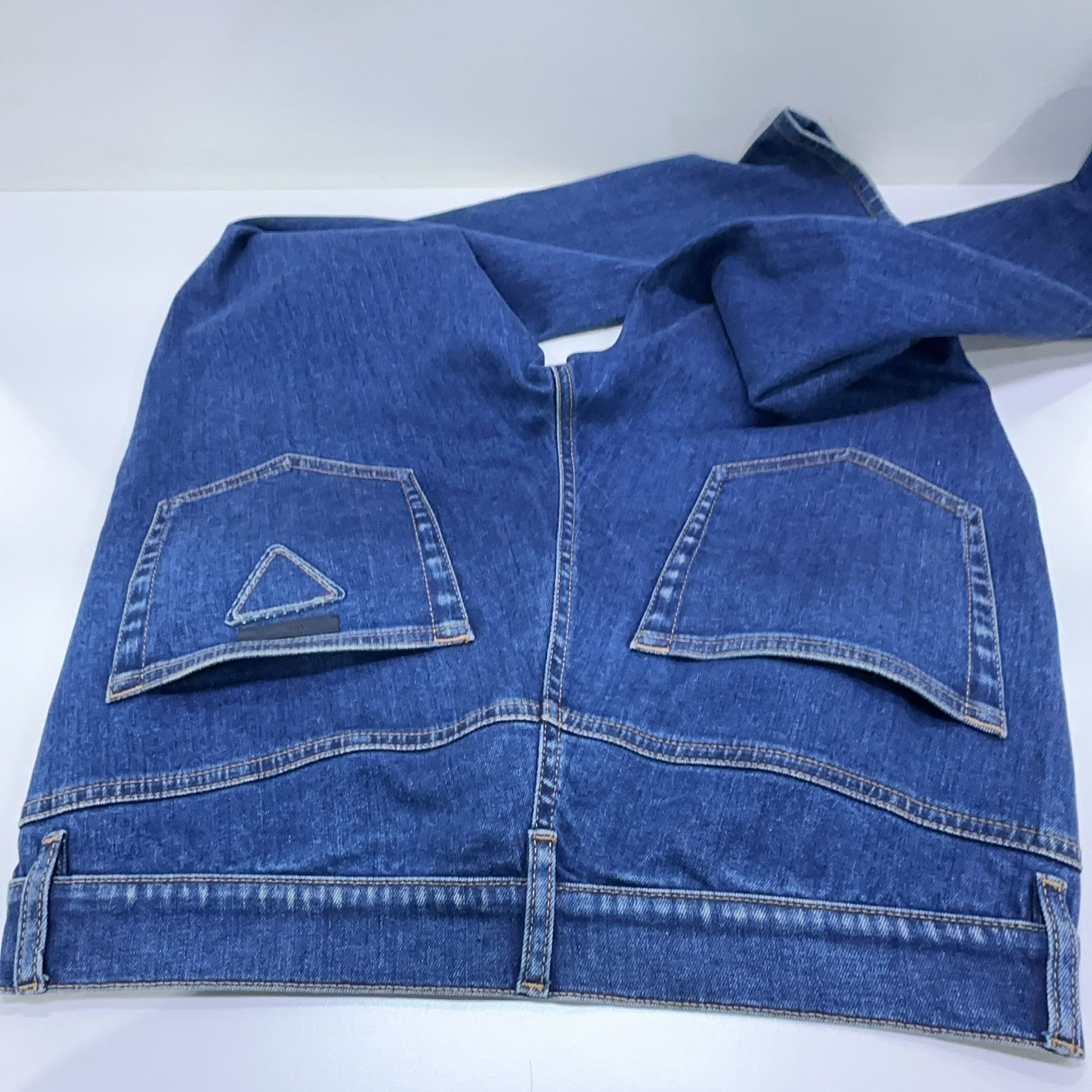Prada Prada Triangle Logo Denim Jeans Size 34 Size US 34 / EU 50 - 11 Thumbnail