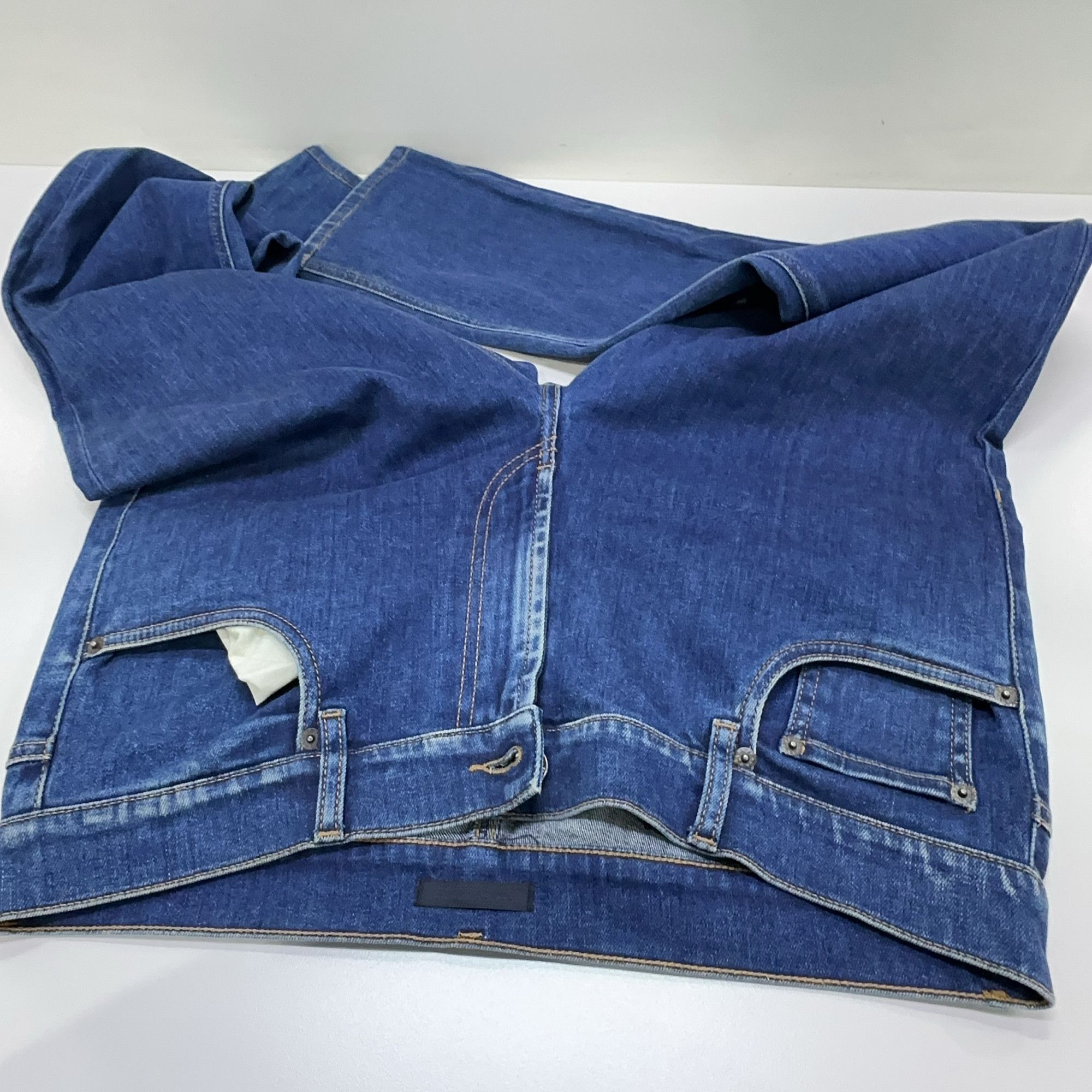 Prada Prada Triangle Logo Denim Jeans Size 34 Size US 34 / EU 50 - 8 Thumbnail
