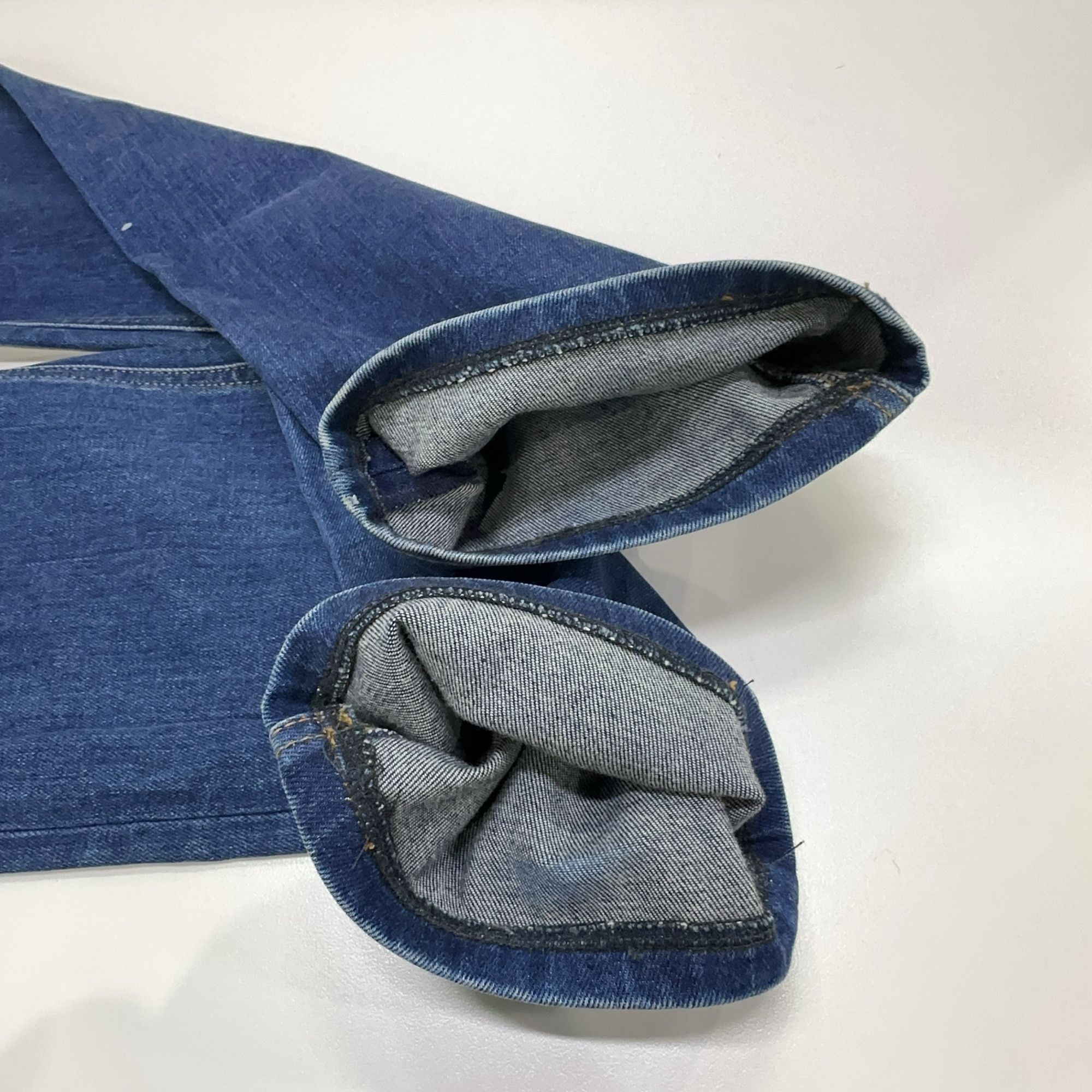 Prada Prada Triangle Logo Denim Jeans Size 34 Size US 34 / EU 50 - 10 Thumbnail
