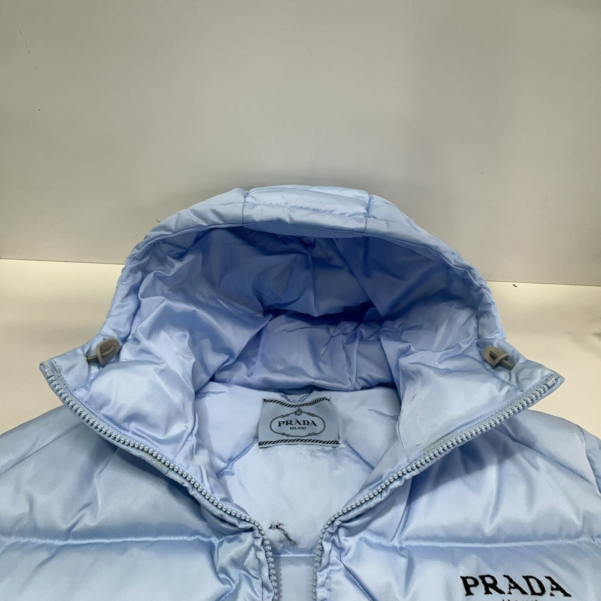 Prada Prada Re-Nylon Puffer Jacket Size 38 Size XS / US 0-2 / IT 36-38 - 6 Thumbnail