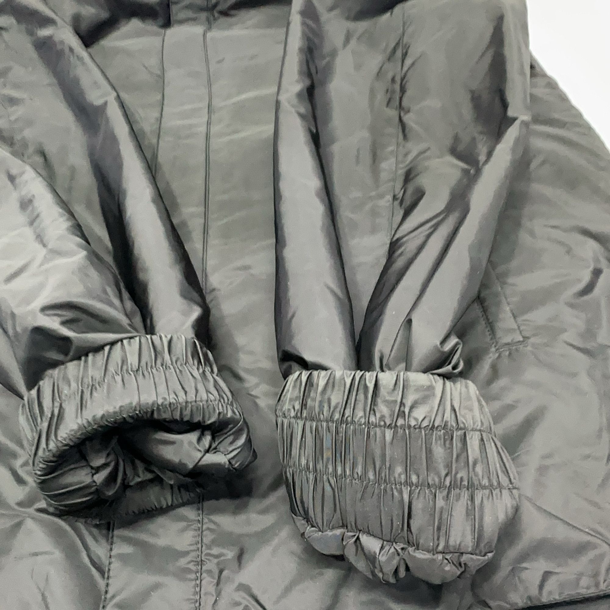 Prada Prada Zip Light Jacket Size L Size US L / EU 52-54 / 3 - 11 Thumbnail