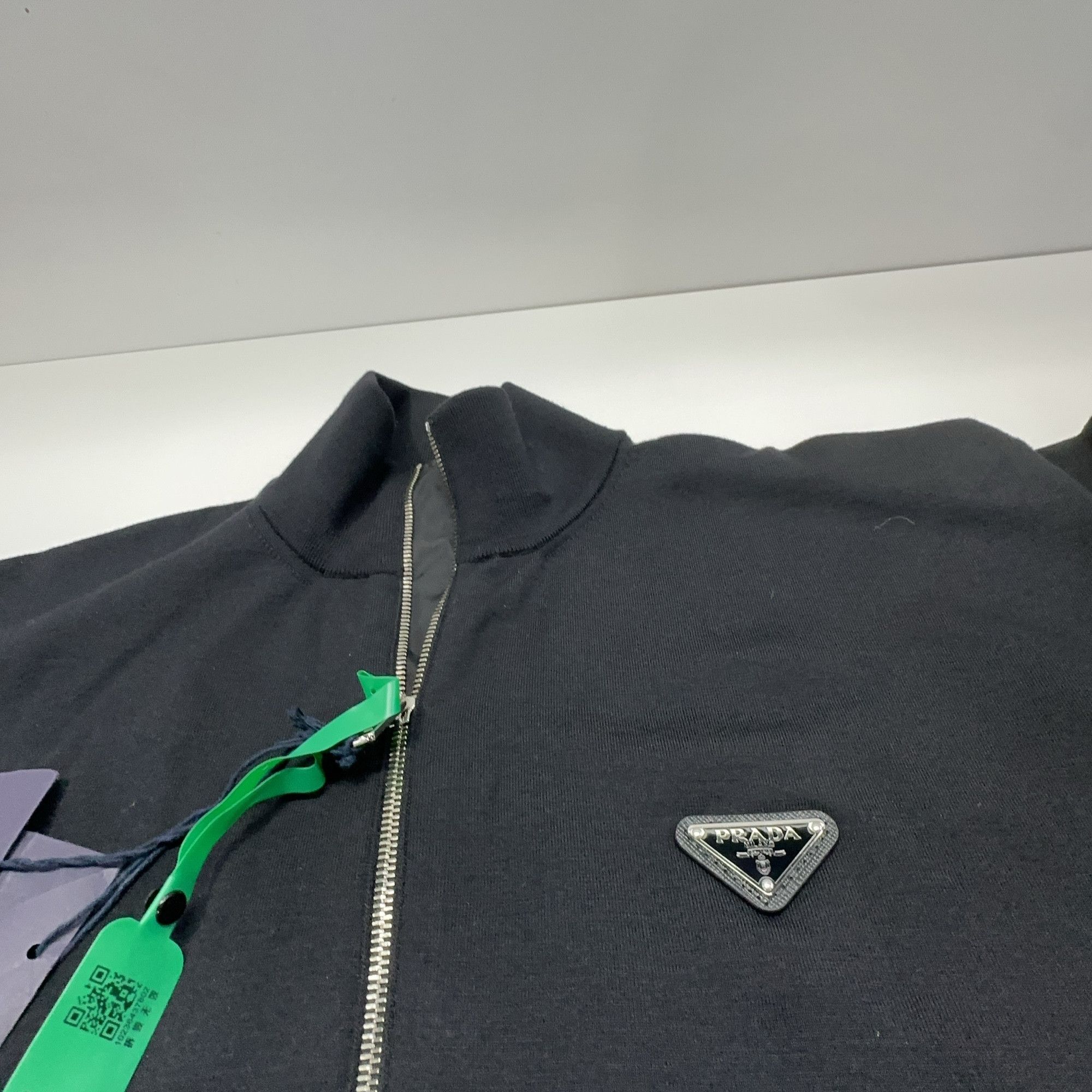Prada Prada Logo Patch Zip-Up Cardigan Size M Size US M / EU 48-50 / 2 - 8 Thumbnail