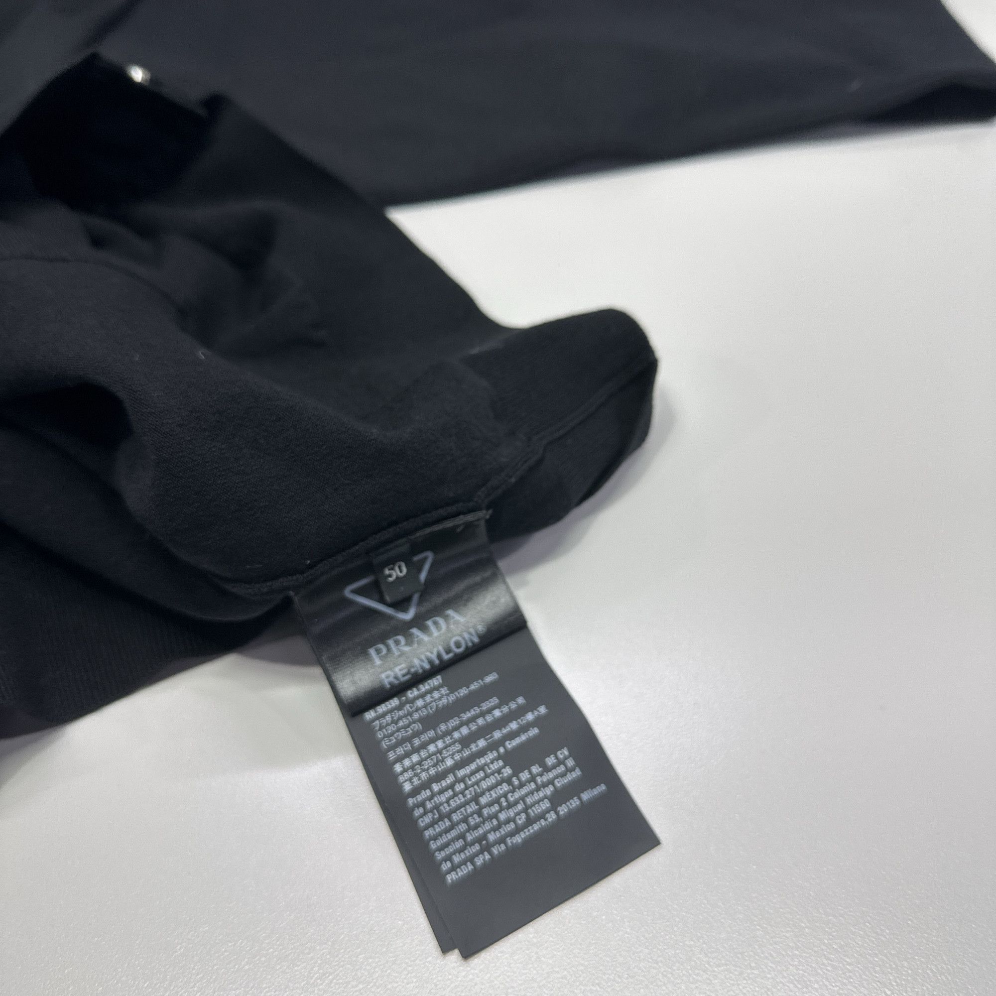 Prada Prada Logo Patch Zip-Up Cardigan Size M Size US M / EU 48-50 / 2 - 5 Thumbnail