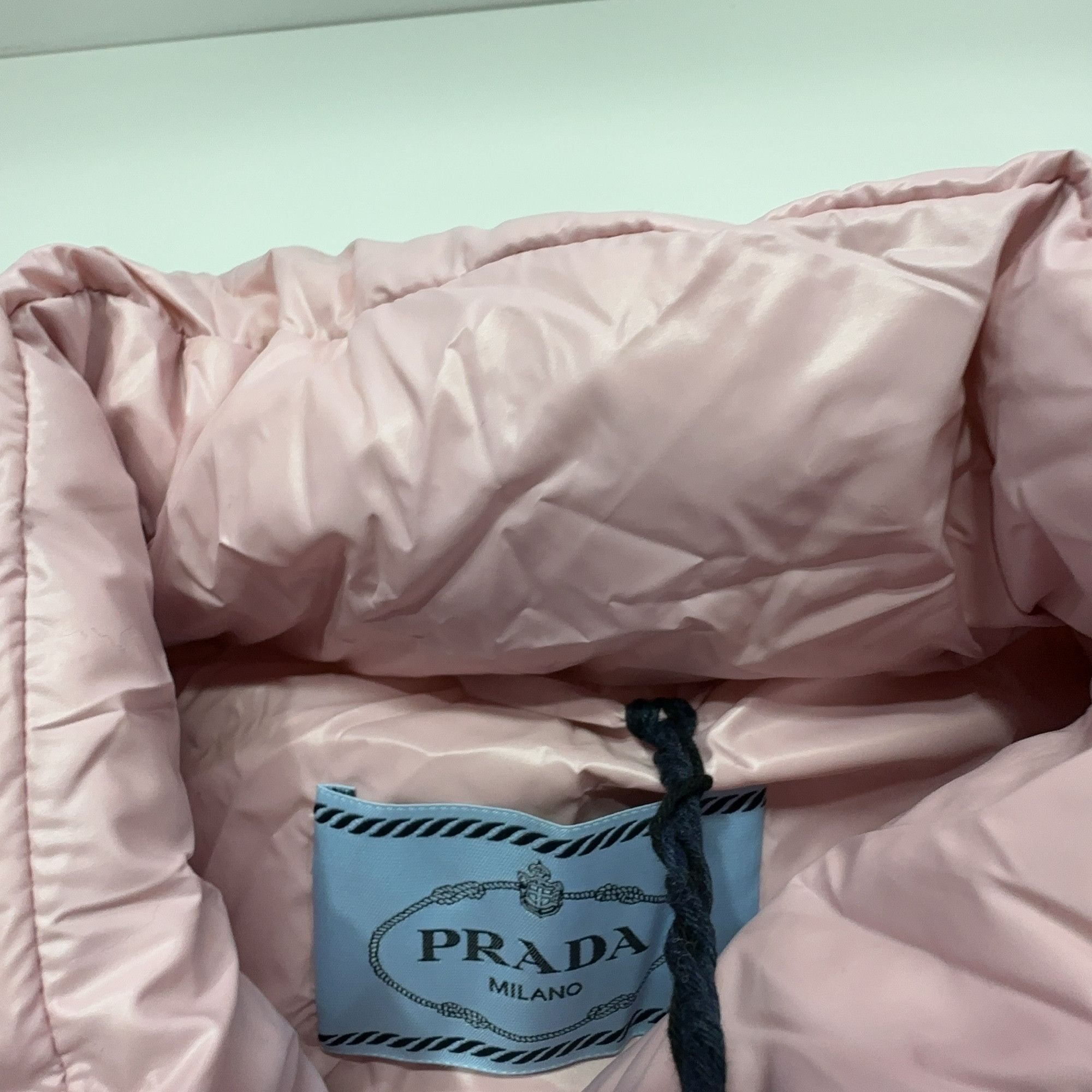 Prada Prada Pink Nylon Down Jacket Size 38 Size XS / US 0-2 / IT 36-38 - 4 Thumbnail