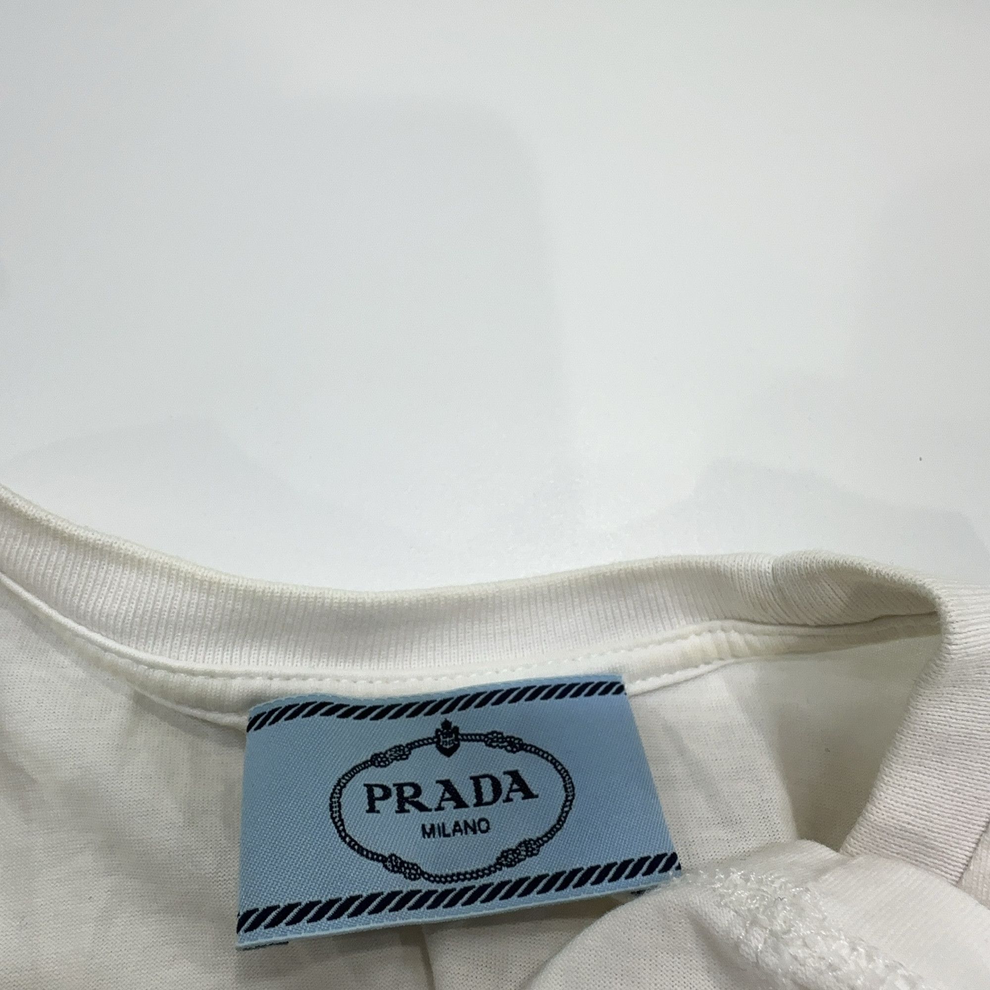 Prada Prada Logo T-Shirt Size M Size US M / EU 48-50 / 2 - 5 Thumbnail