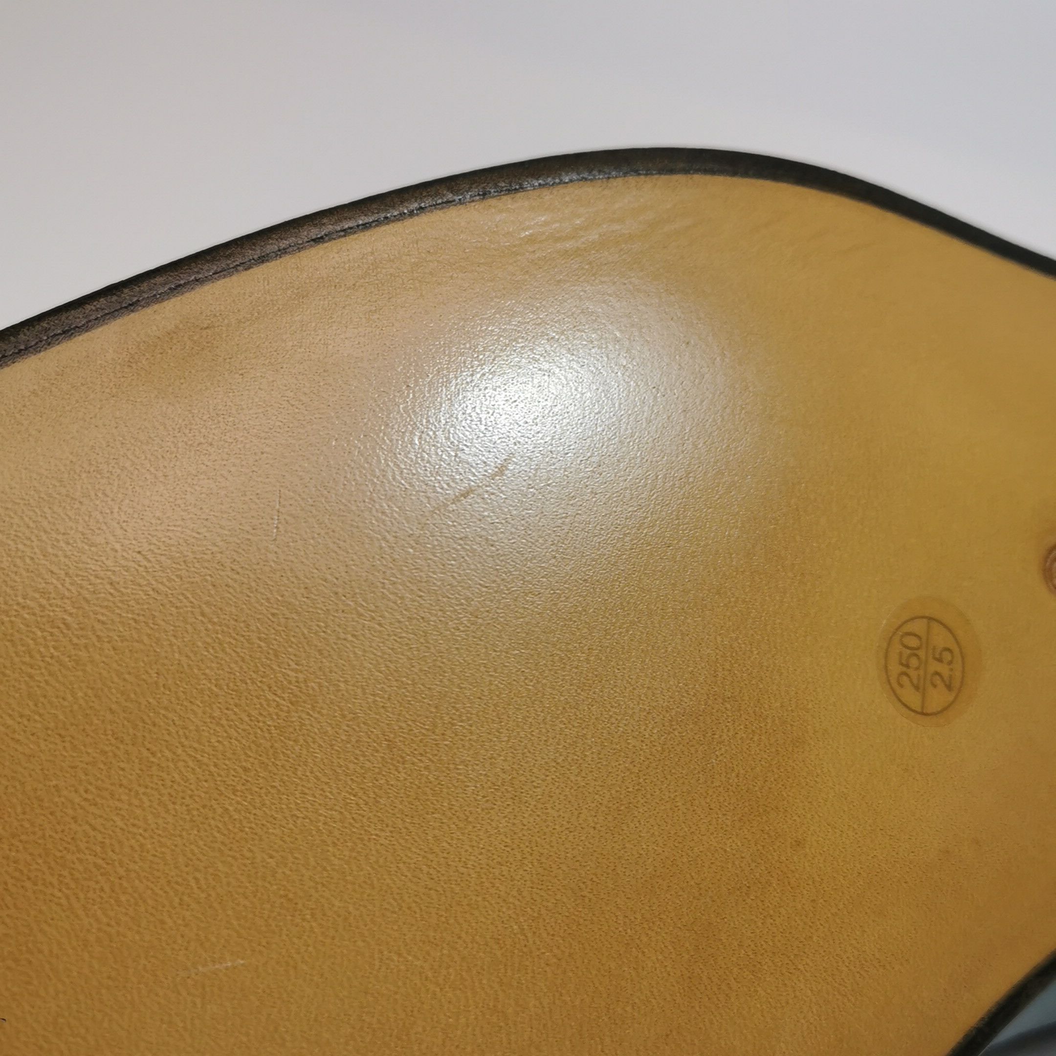 Gucci Gucci Men 8 Leather Size US 8 / EU 41 - 11 Thumbnail