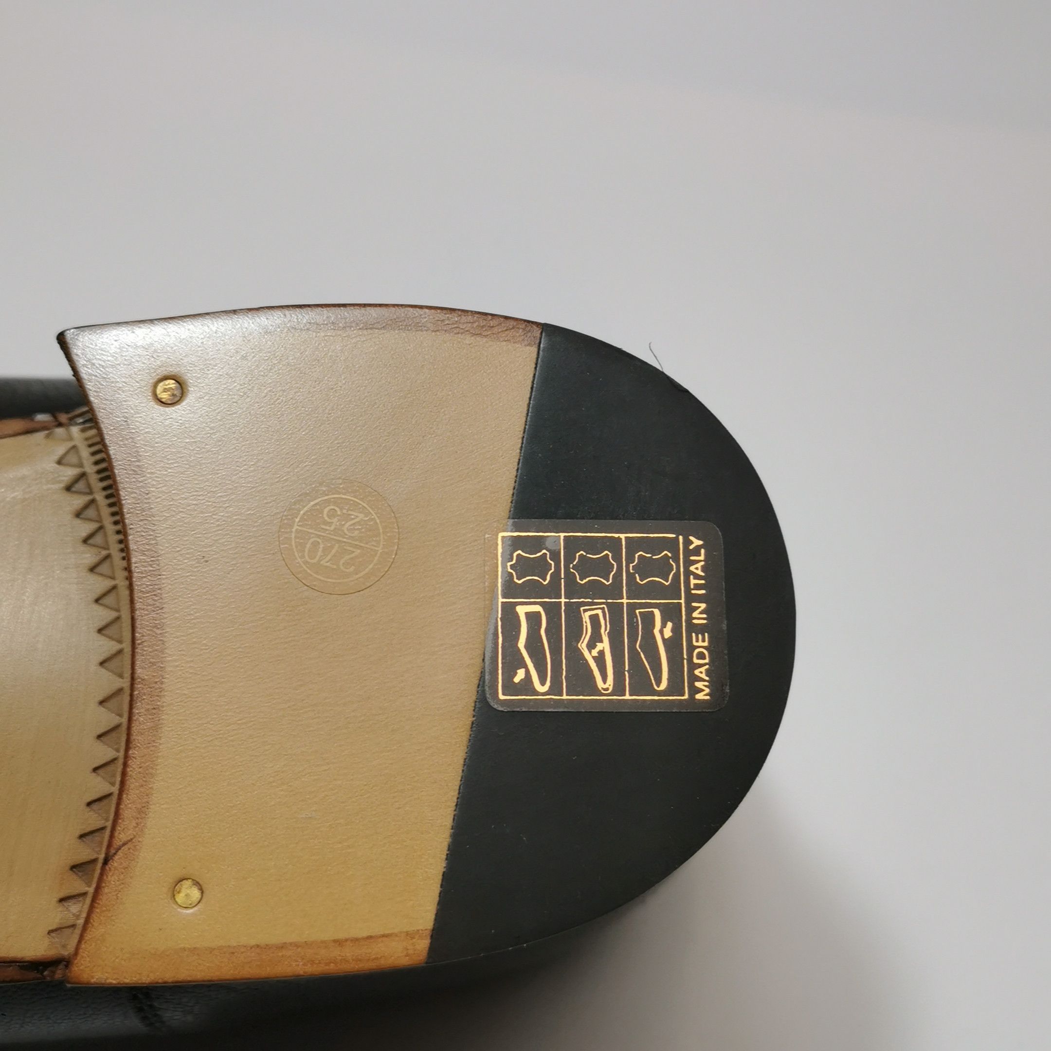 Gucci Gucci Men 12.5 Leather Size US 12.5 / EU 45-46 - 15 Thumbnail