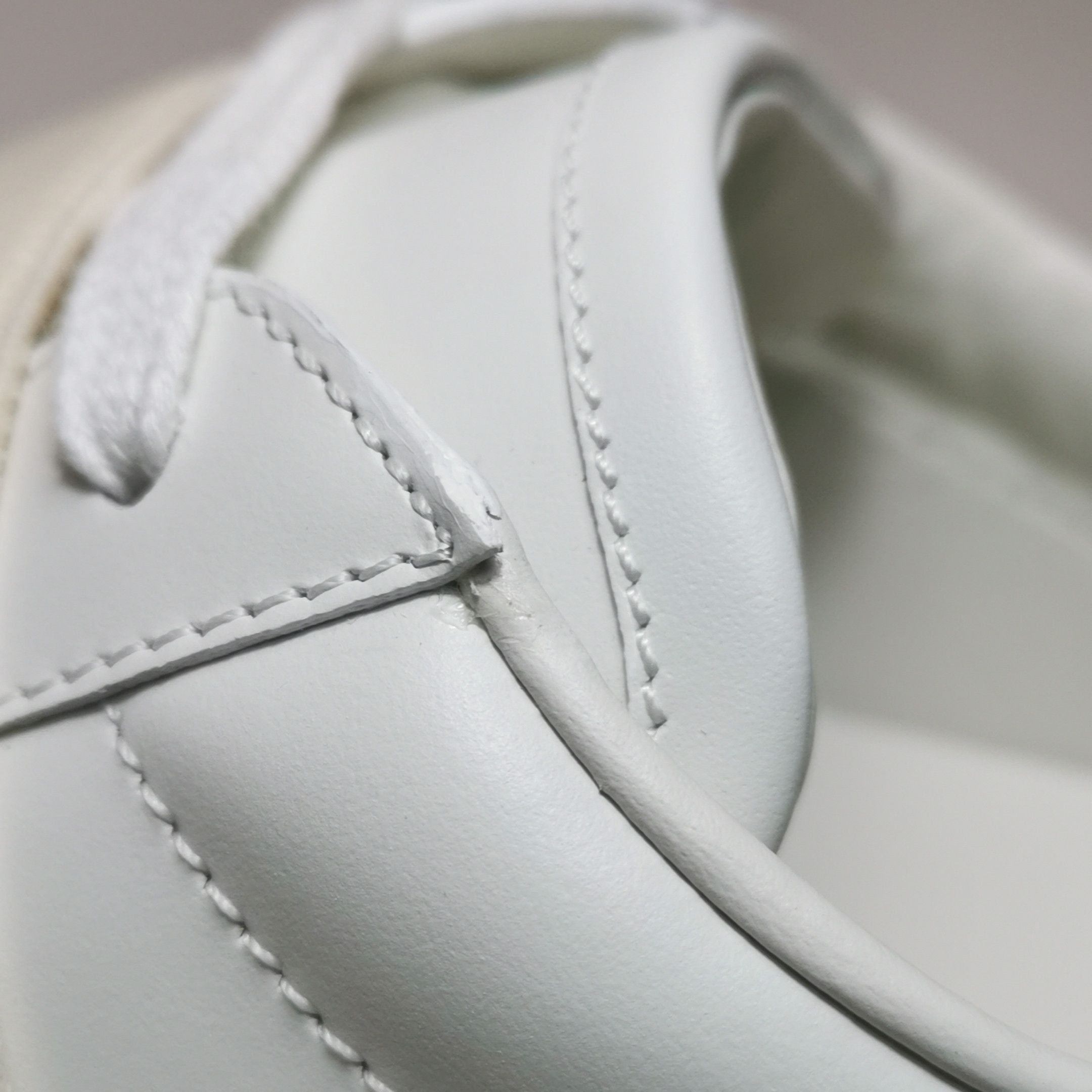 Gucci Gucci Men 5.5 Lowtop Sneakers Size US 5.5 / EU 38 - 9 Thumbnail
