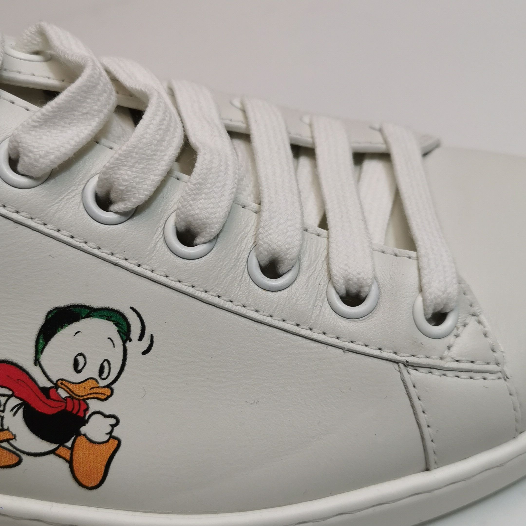 Gucci Gucci Men 6 Lowtop Sneakers Size US 6 / EU 39 - 12 Thumbnail
