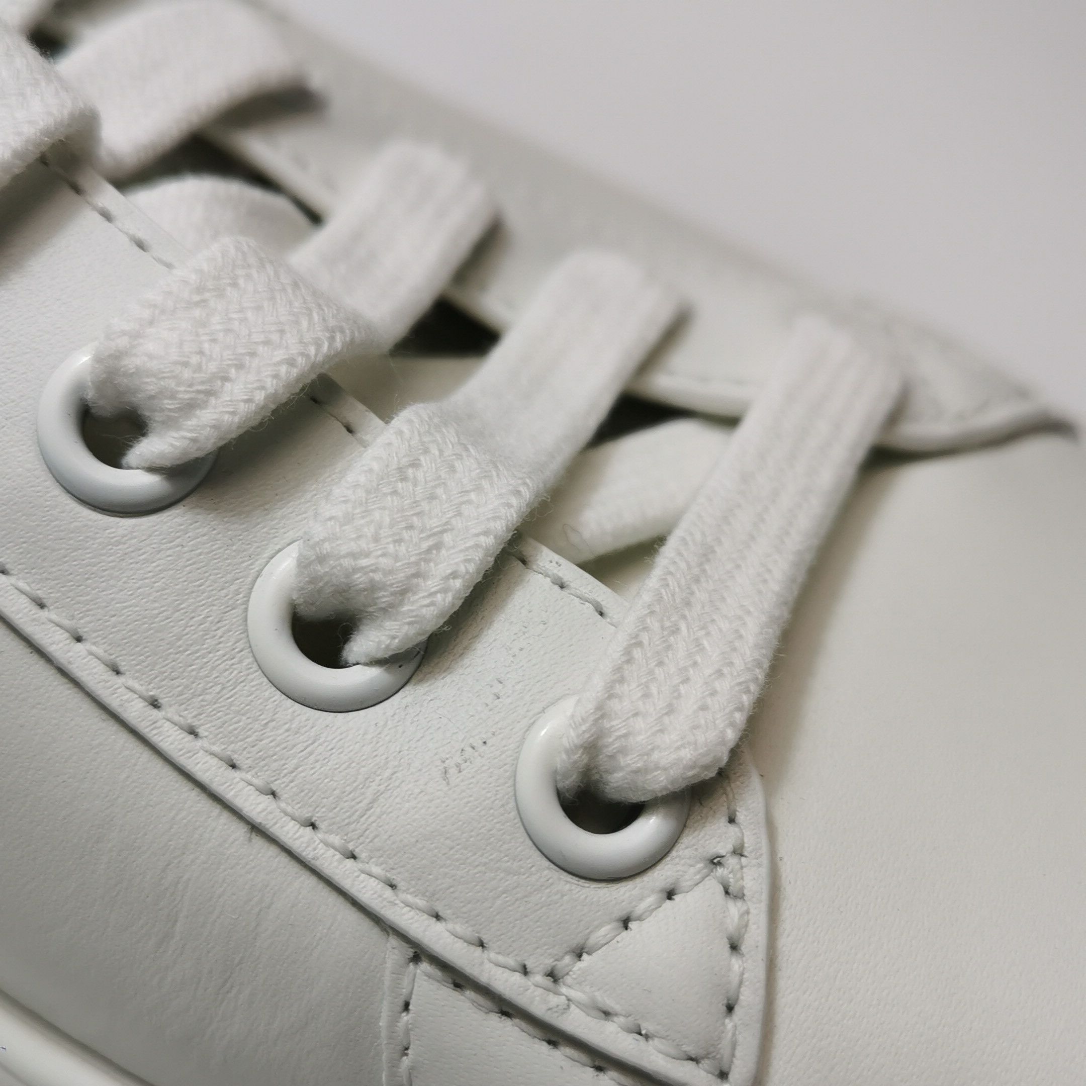 Gucci Gucci Men 7 Lowtop Sneakers Size US 7 / EU 40 - 8 Thumbnail