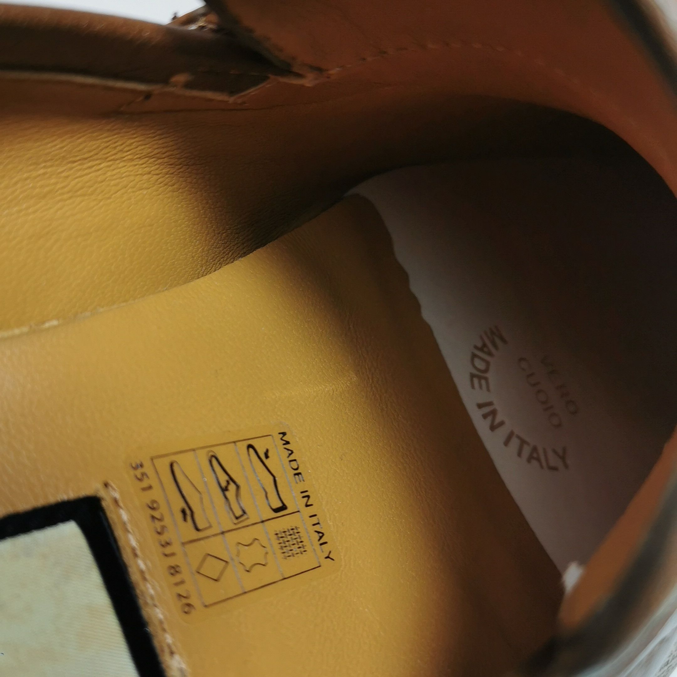 Gucci Gucci Men 5.5 Leather Size US 5.5 / EU 38 - 9 Thumbnail