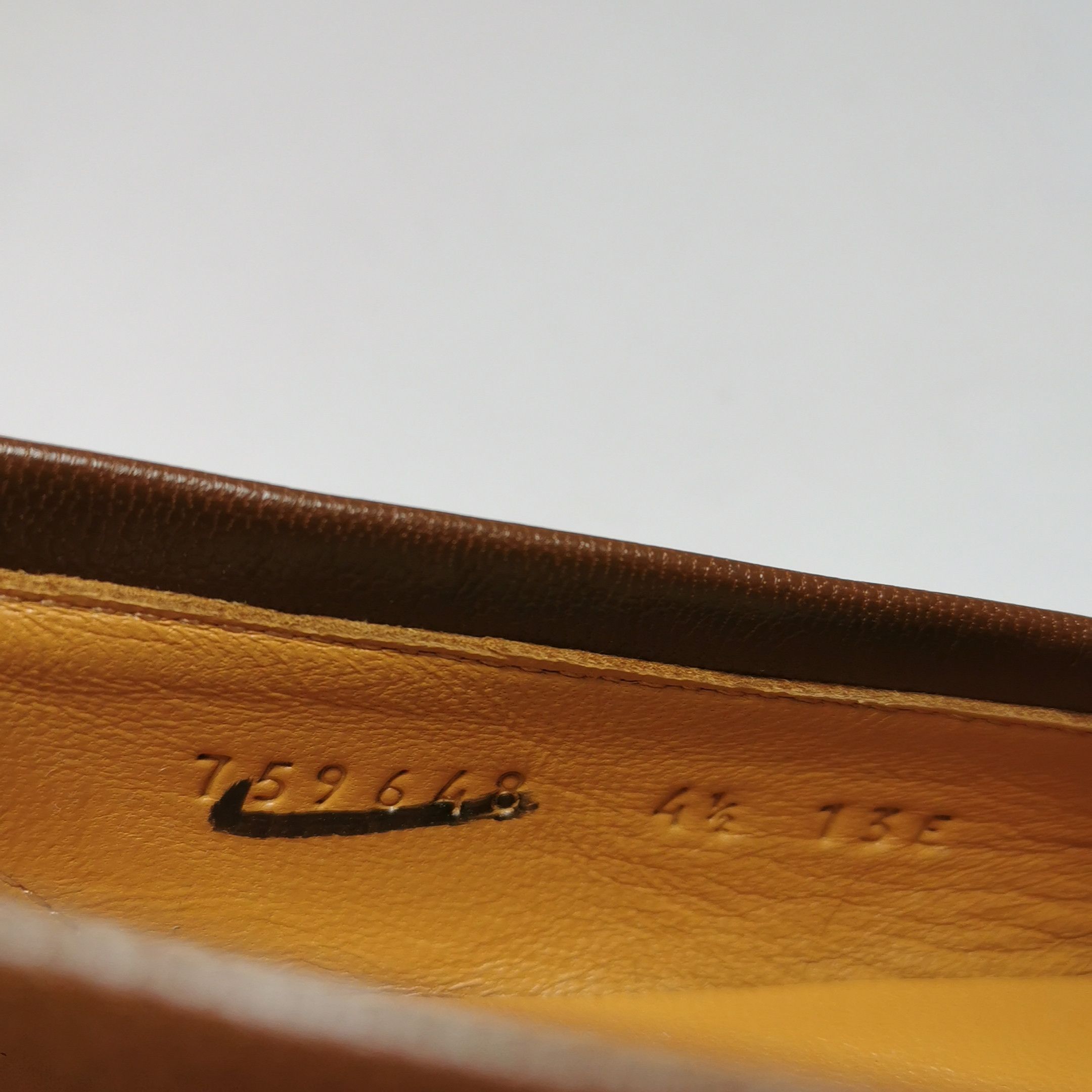 Gucci Gucci Men 5.5 Leather Size US 5.5 / EU 38 - 8 Thumbnail