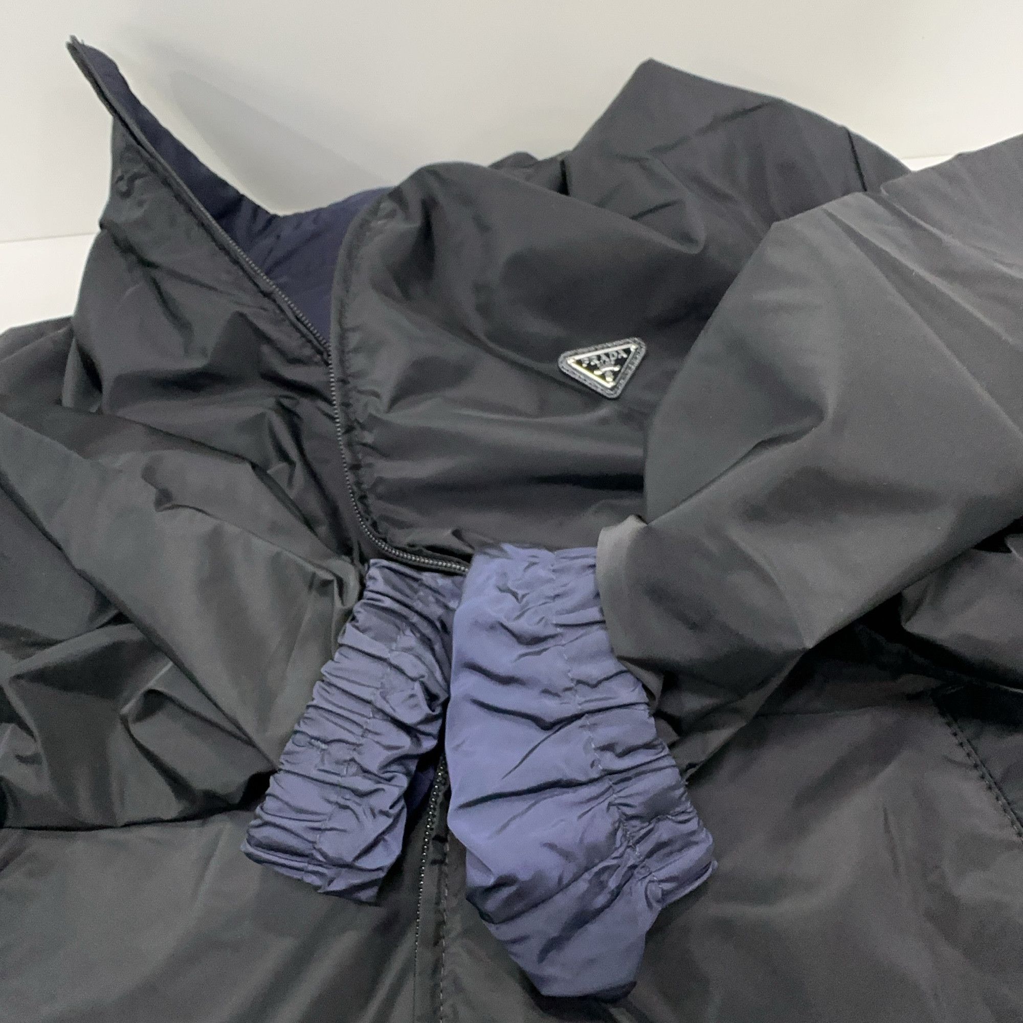 Prada Prada Re-Nylon High Collar Jacket Size L Size US L / EU 52-54 / 3 - 7 Thumbnail