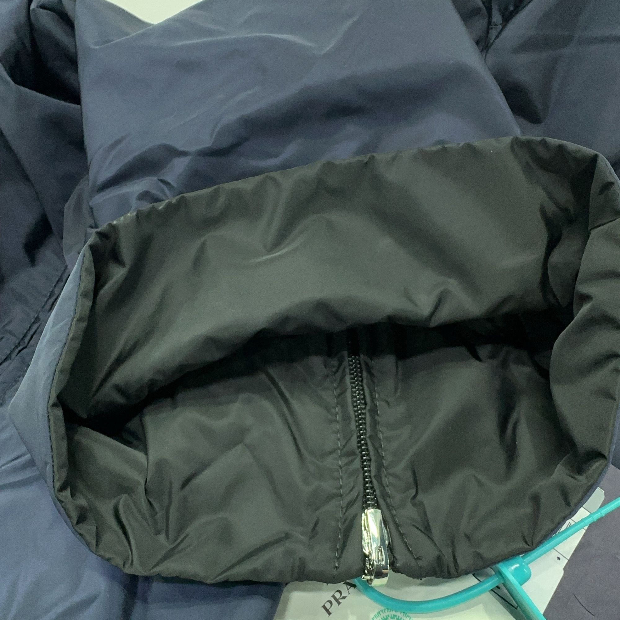 Prada Prada Re-Nylon High Collar Jacket Size L Size US L / EU 52-54 / 3 - 11 Thumbnail