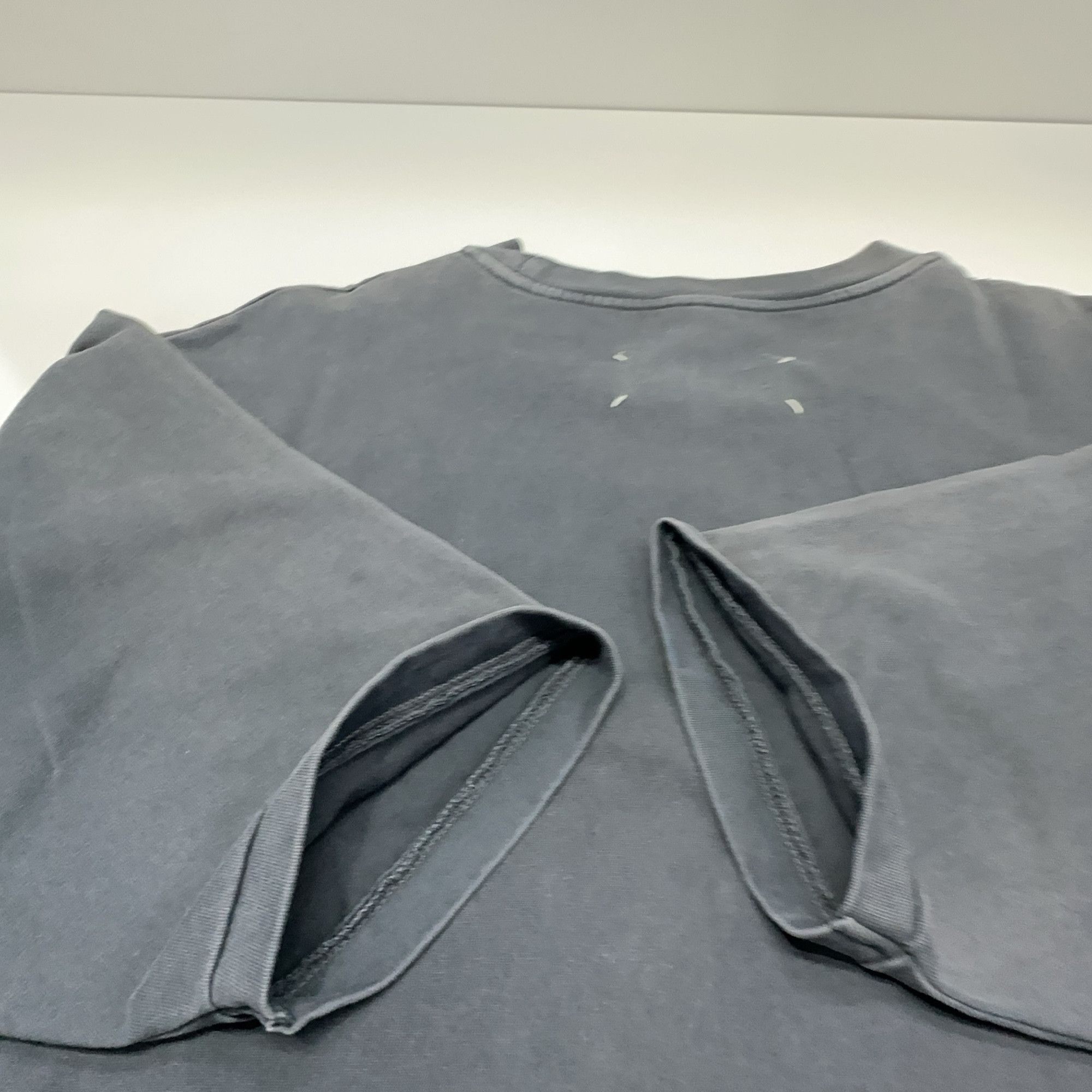 Maison Margiela Maison Margiela Logo T-Shirt Size S Size US S / EU 44-46 / 1 - 12 Thumbnail