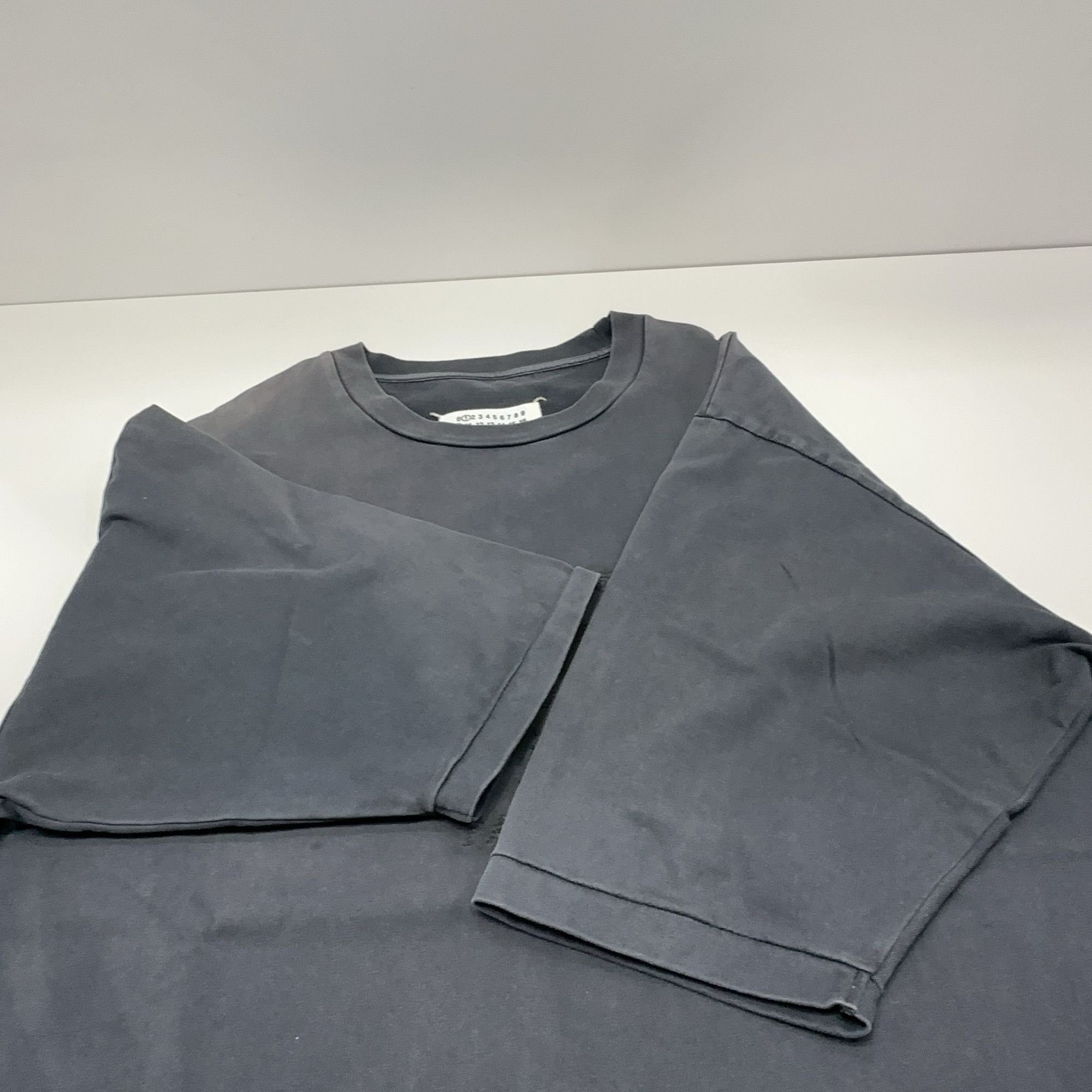 Maison Margiela Maison Margiela Logo T-Shirt Size S Size US S / EU 44-46 / 1 - 10 Thumbnail