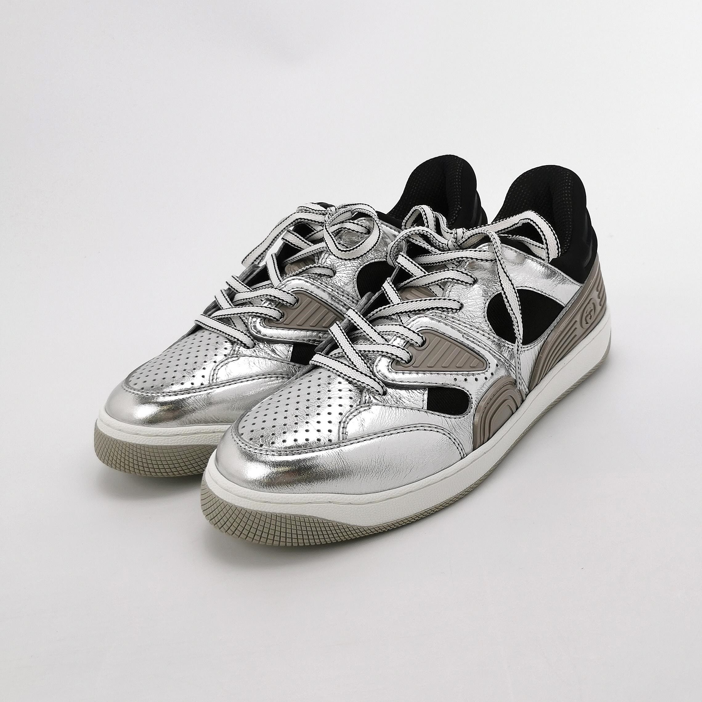 Gucci Gucci Men 8 Lowtop Sneakers Size US 8 / EU 41 - 2 Thumbnail