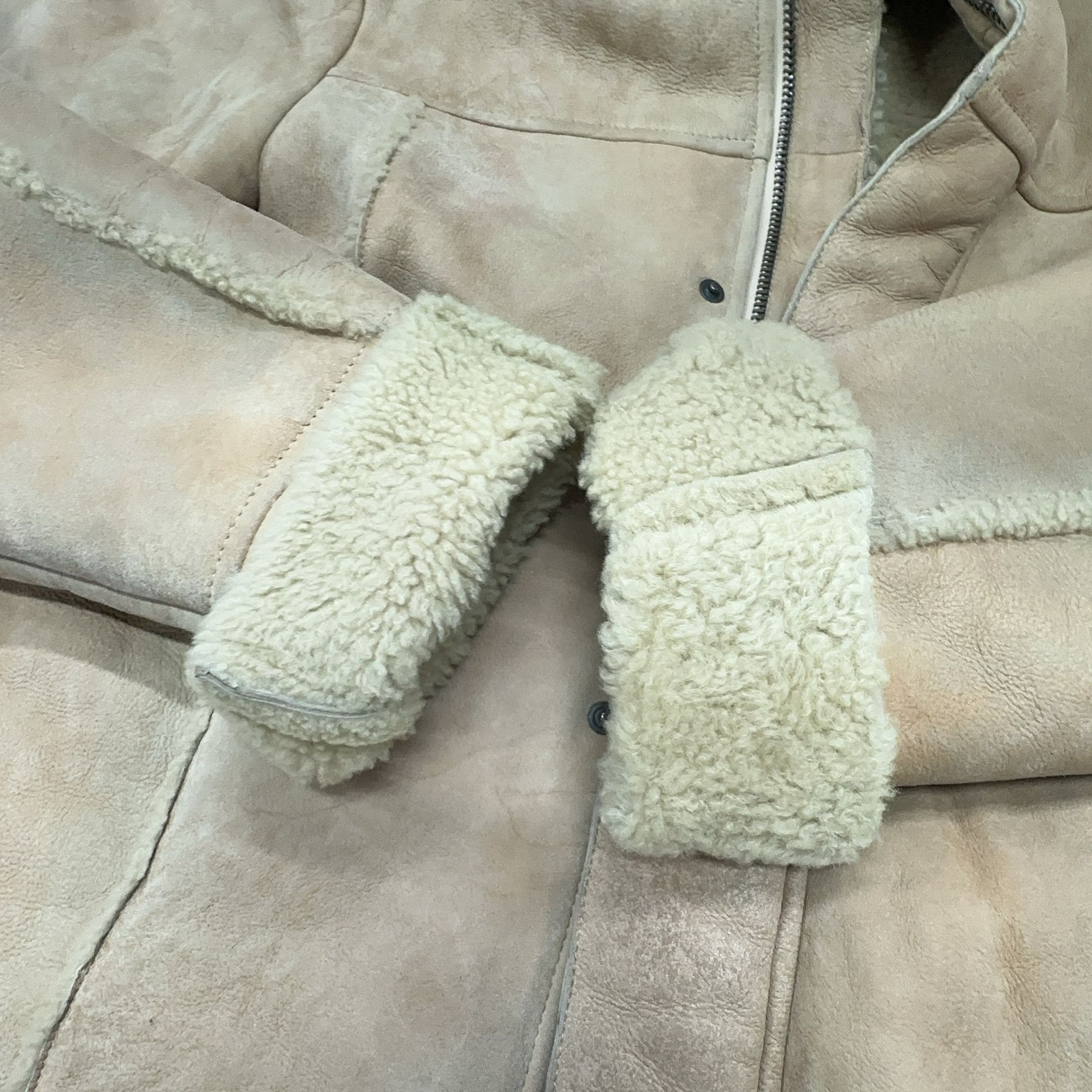 Maison Margiela Maison Margiela Replica Shearling Heavy Coat Size M Size US M / EU 48-50 / 2 - 13 Thumbnail