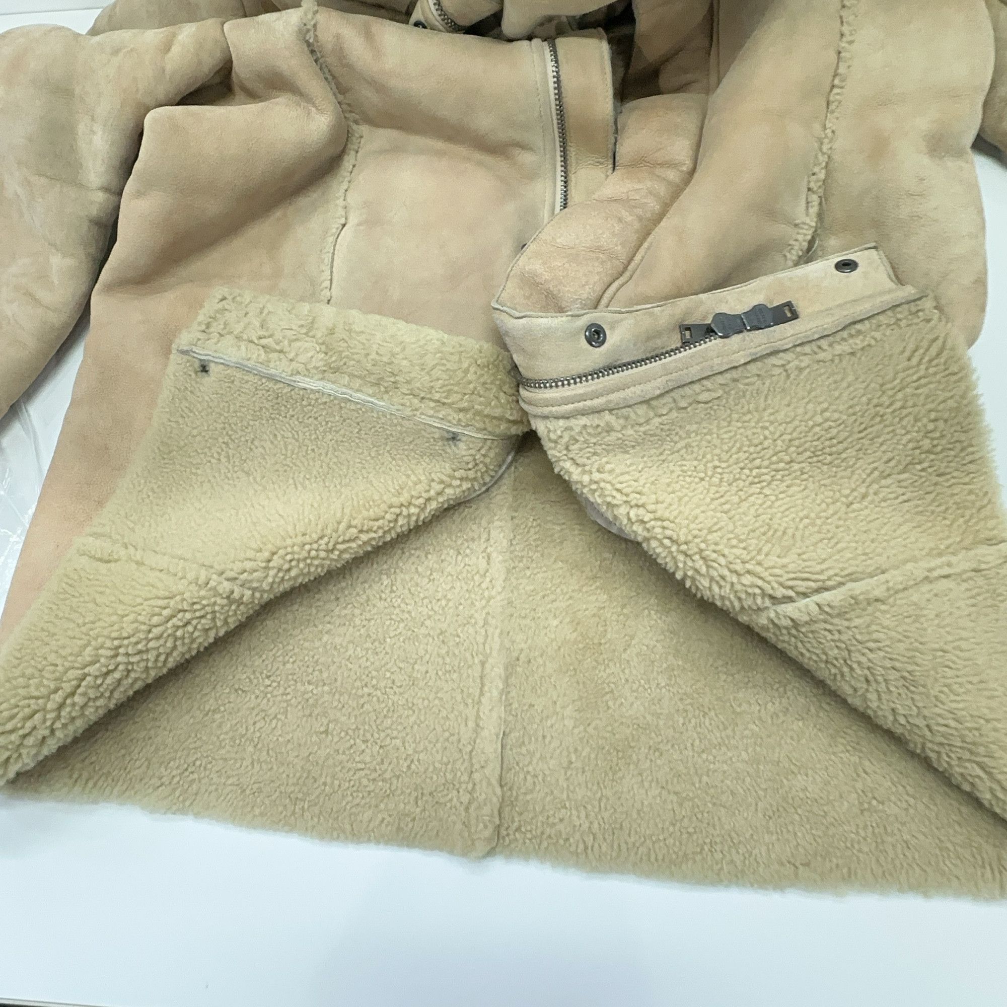 Maison Margiela Maison Margiela Replica Shearling Heavy Coat Size M Size US M / EU 48-50 / 2 - 11 Thumbnail