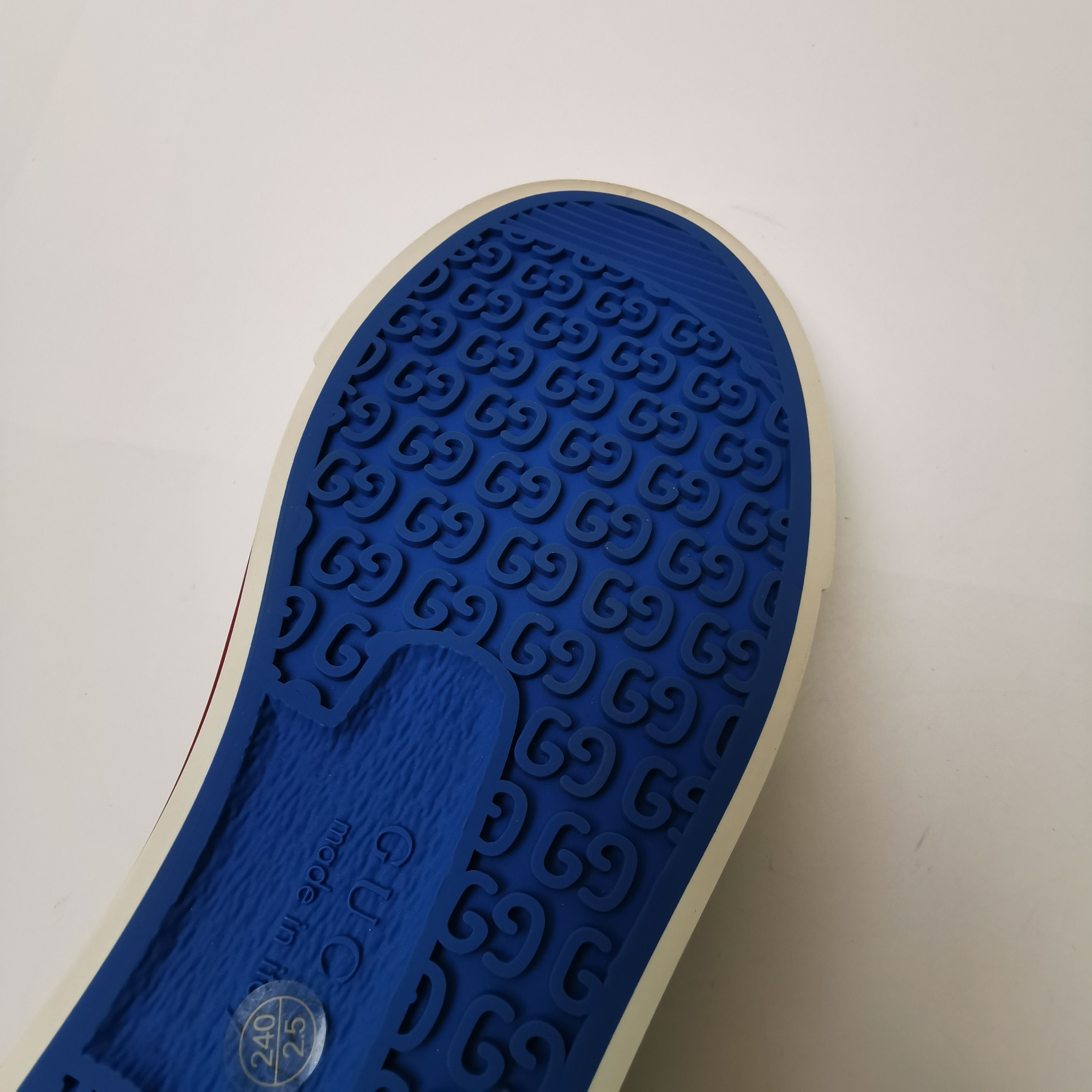 Gucci Gucci Men 6 Lowtop Sneakers Size US 6 / EU 39 - 8 Thumbnail