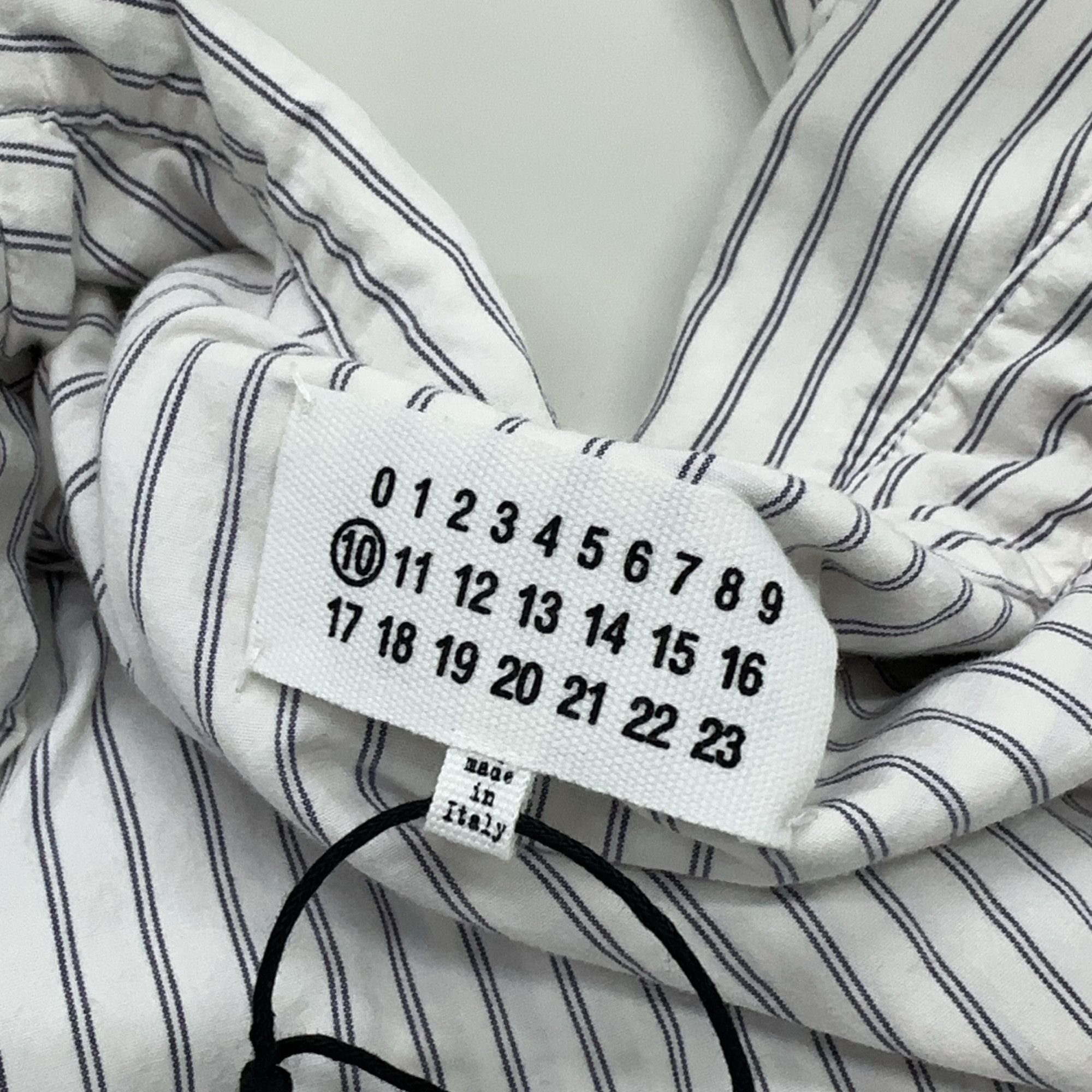 Maison Margiela Maison Margiela Striped Button Up Shirt Size 39 Size US M / EU 48-50 / 2 - 14 Thumbnail